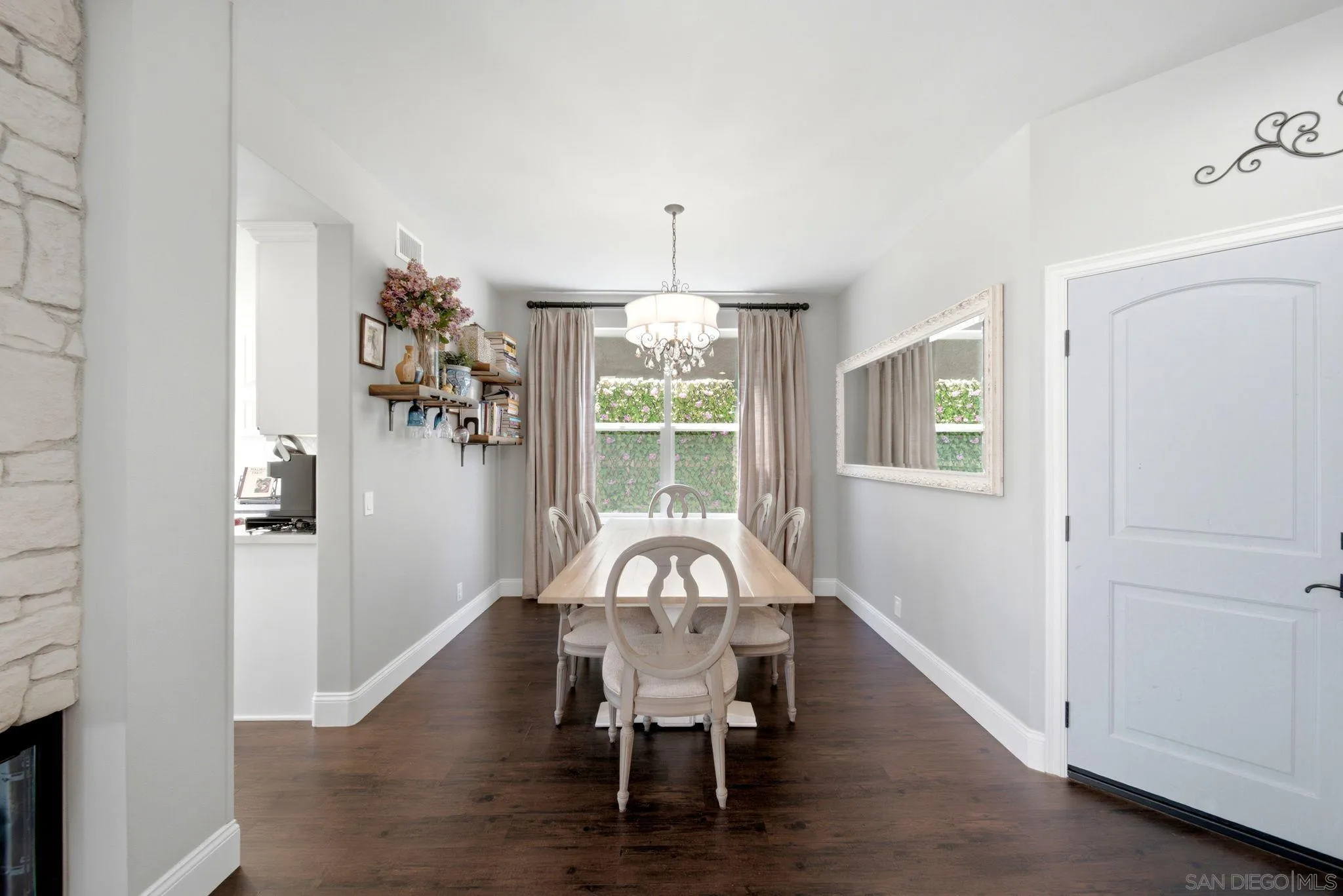 https://cdn.realtyfeed.com/cdn/127/260015761/45ffecc80718a48e116f1fcc9731773e.webp