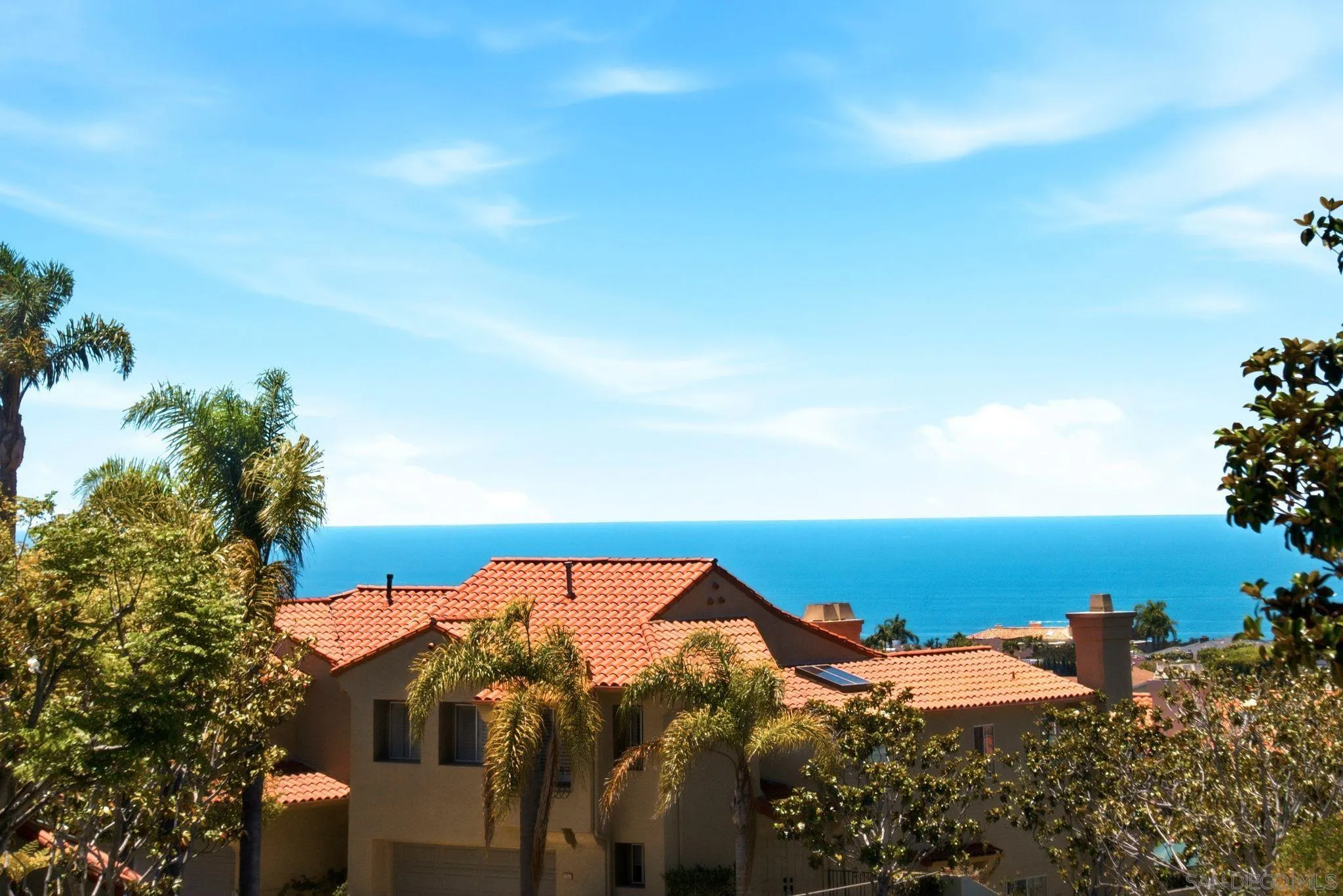https://cdn.realtyfeed.com/cdn/127/260015761/4c95b1fd80965d1420e05519220e0898.webp