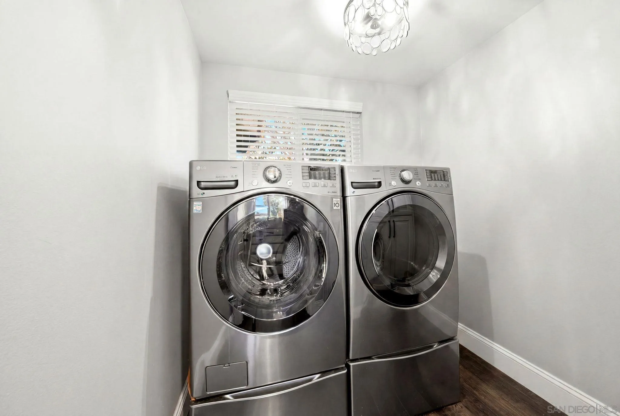 https://cdn.realtyfeed.com/cdn/127/260015761/8c4a9bd46eff24c13ee98a1b91e9e60a.webp