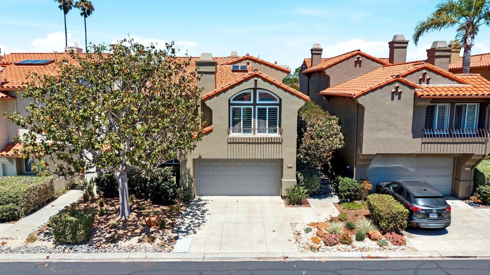 https://cdn.realtyfeed.com/cdn/127/260015761/da314e890e75b2e6985dd2b68ba4605d.webp