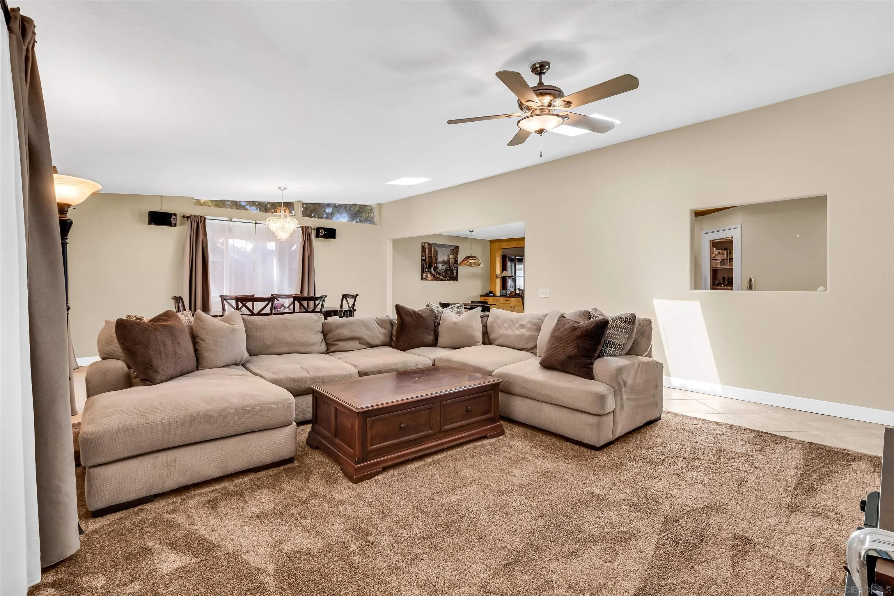 https://cdn.realtyfeed.com/cdn/127/260015772/2fbb3aff2f82717314aab799625f2b03.webp