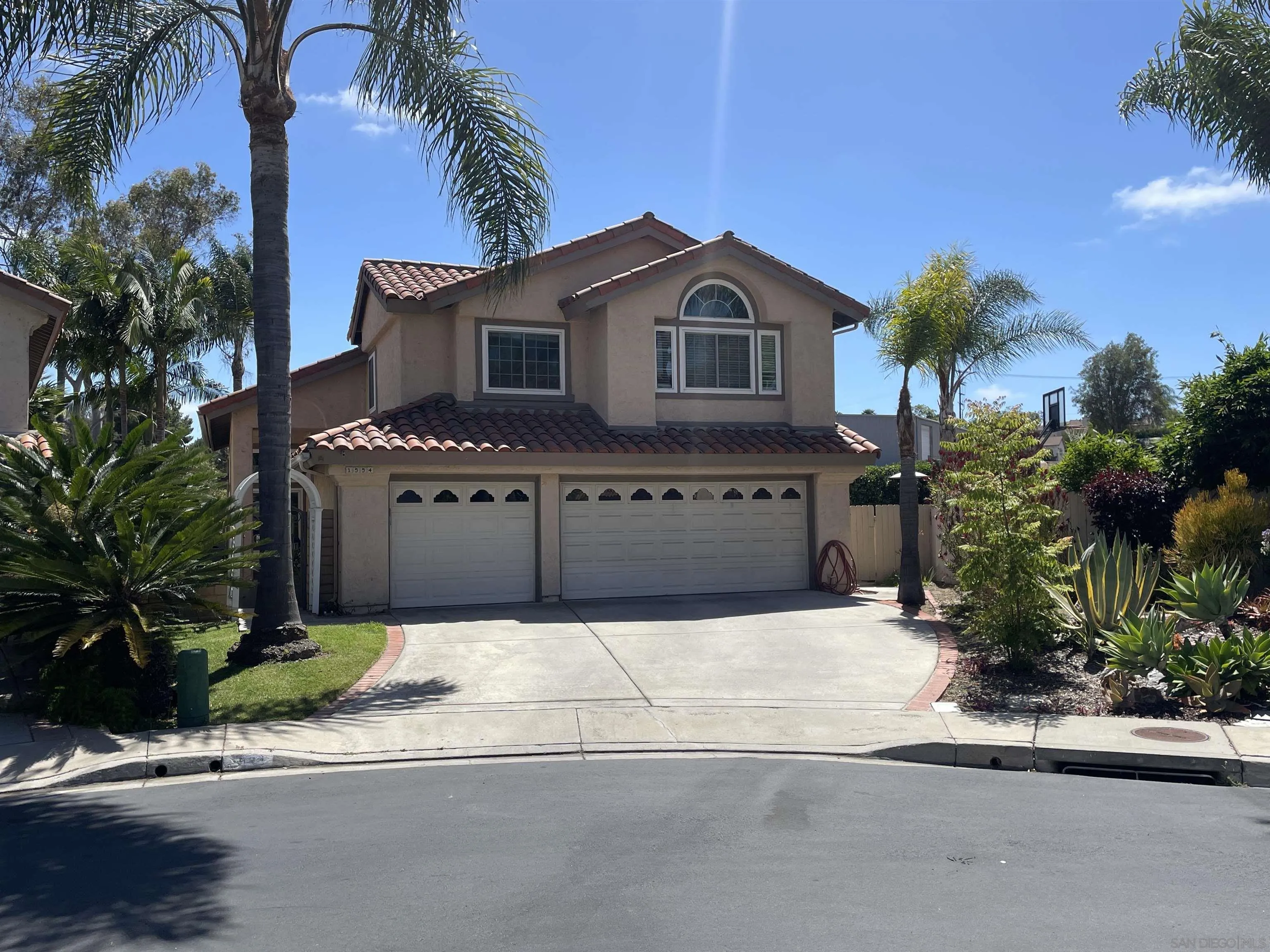 Vista, CA 92081