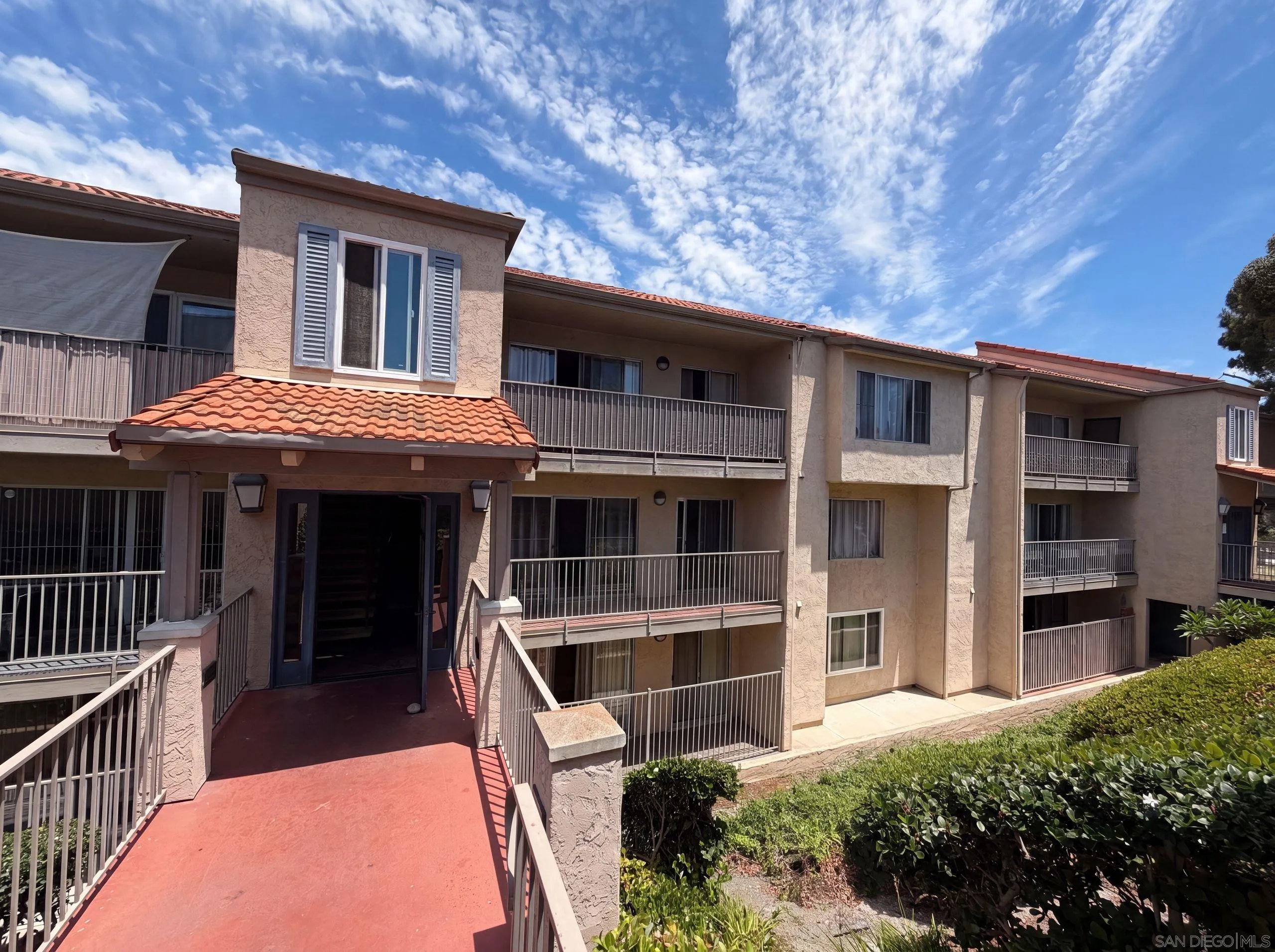 2334 Hosp Unit 109, Carlsbad, CA 92008 - Photo 5 of 19, Carlsbad, CA