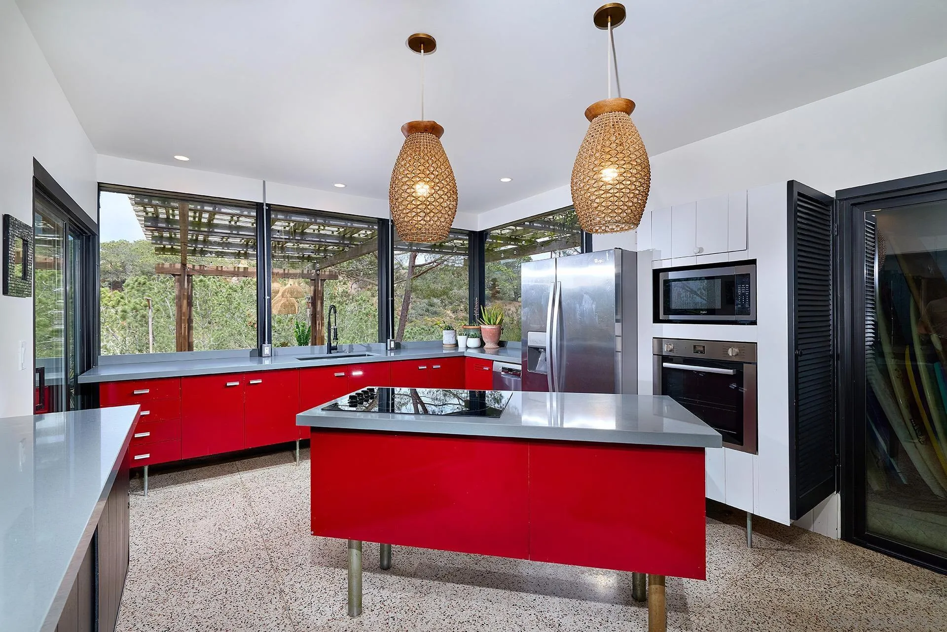 https://cdn.realtyfeed.com/cdn/127/260015783/58b2fefa99b15f61ac86d578acf22a90.webp