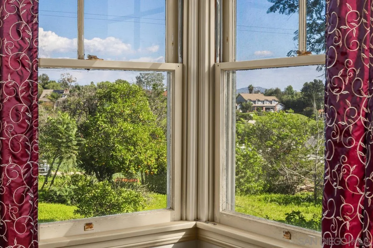 https://cdn.realtyfeed.com/cdn/127/260015785/056467a0182b03e1b823c6c02ff6398a.webp