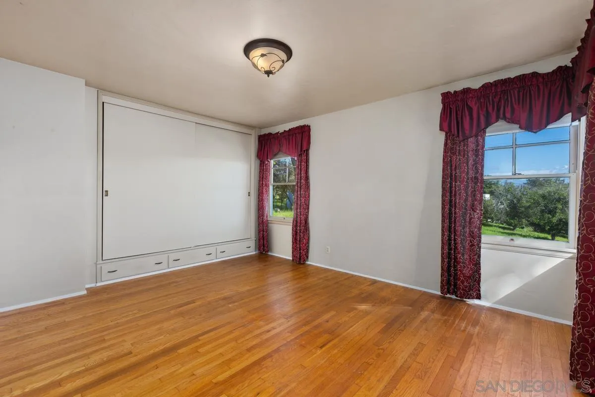https://cdn.realtyfeed.com/cdn/127/260015785/4f1138197e6e4be64f583dea8f46073c.webp