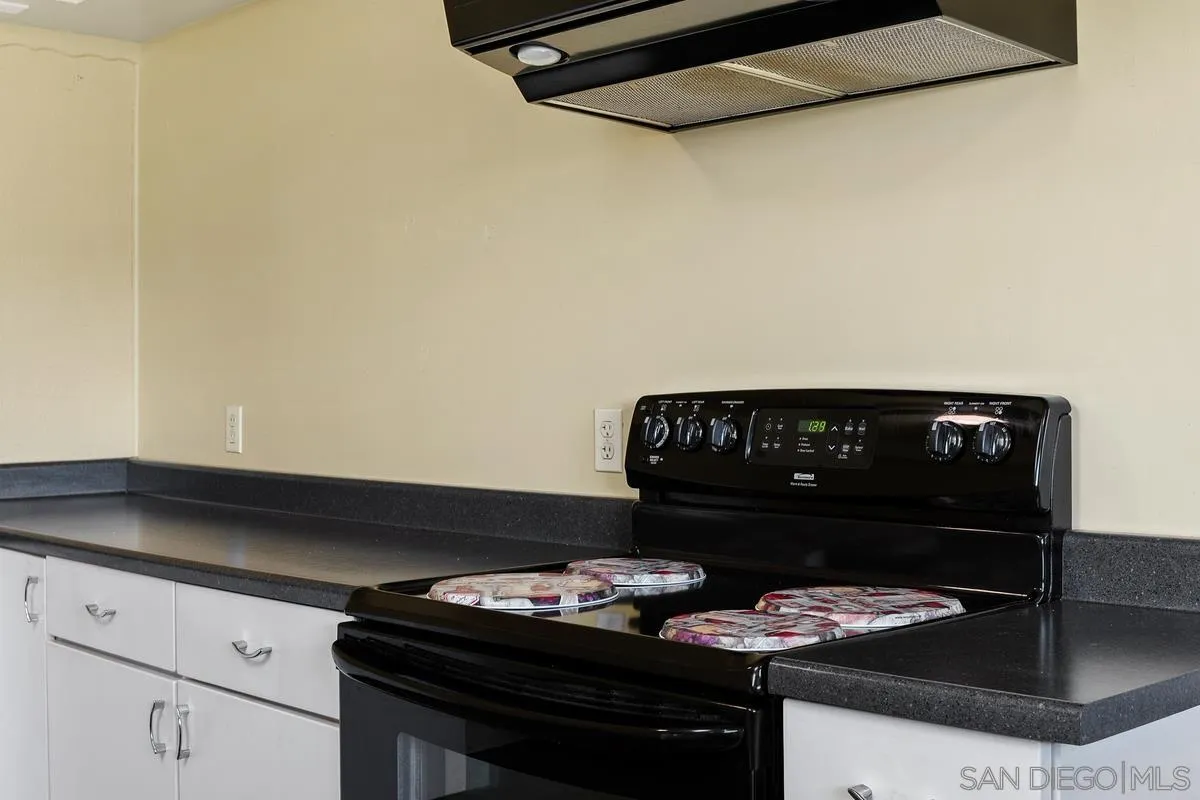 https://cdn.realtyfeed.com/cdn/127/260015785/c522a9a0243e3d582399396cd15afde5.webp