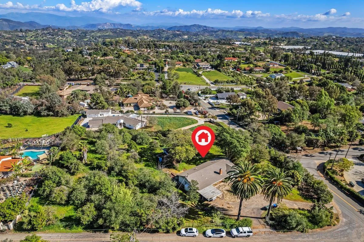 https://cdn.realtyfeed.com/cdn/127/260015785/d9efdd3e1f6c3b1965ce136f2df0a9eb.webp