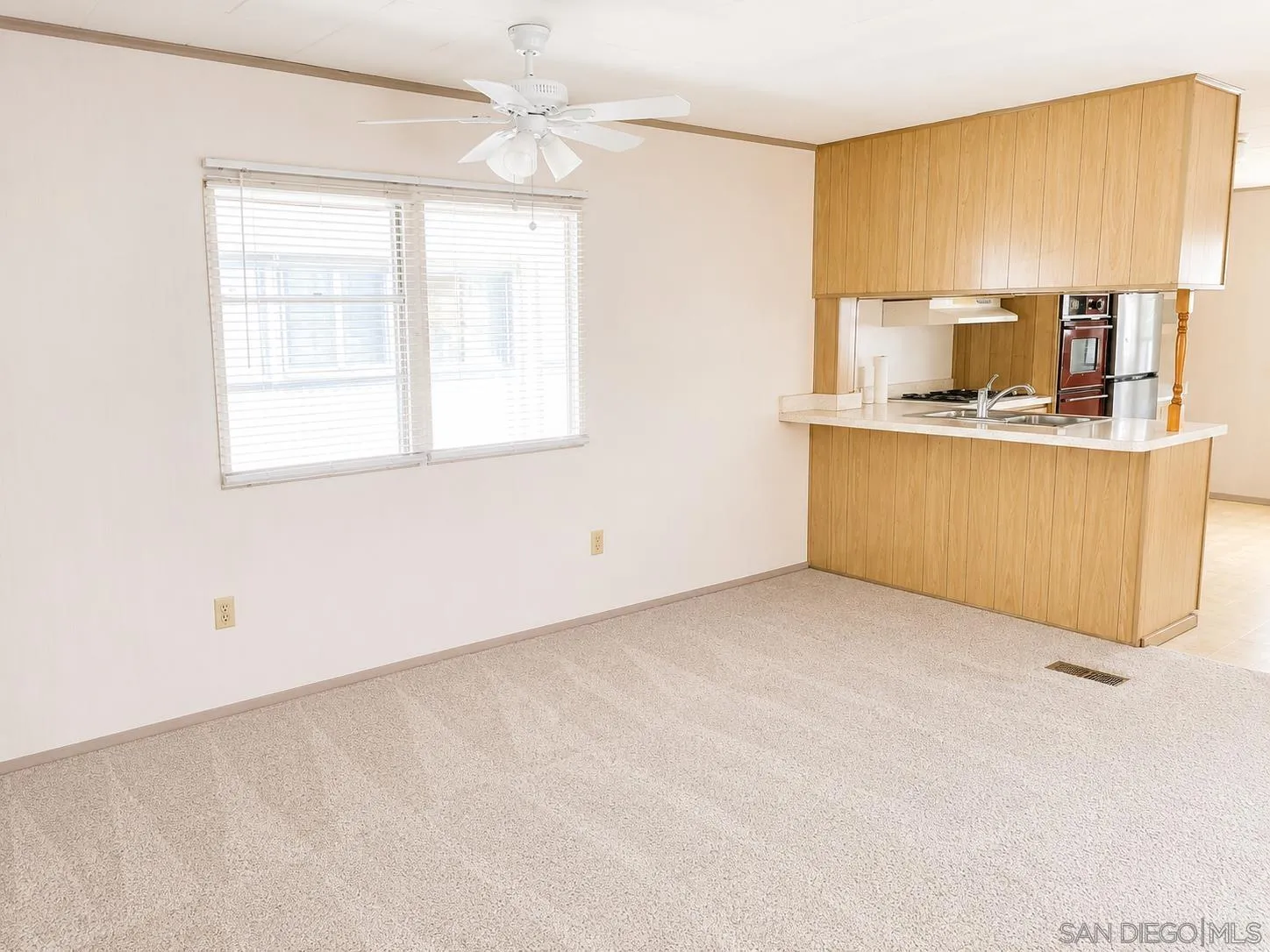 https://cdn.realtyfeed.com/cdn/127/260015786/cbfb4d0cb1a06f4898a14de6ca059b55.webp