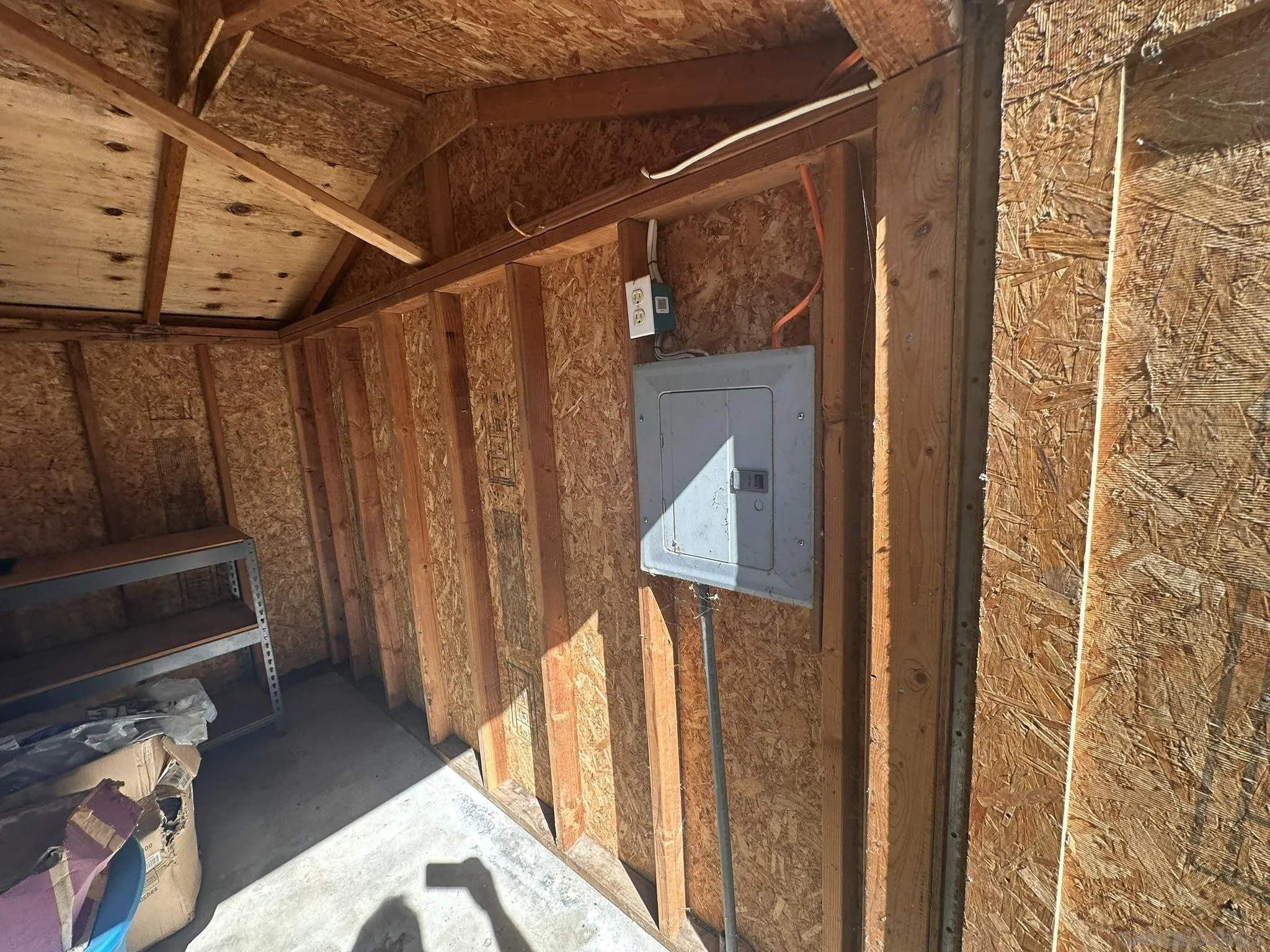 https://cdn.realtyfeed.com/cdn/127/260015795/1dbf8c49a08385c4478a273a3eb90cd9.webp