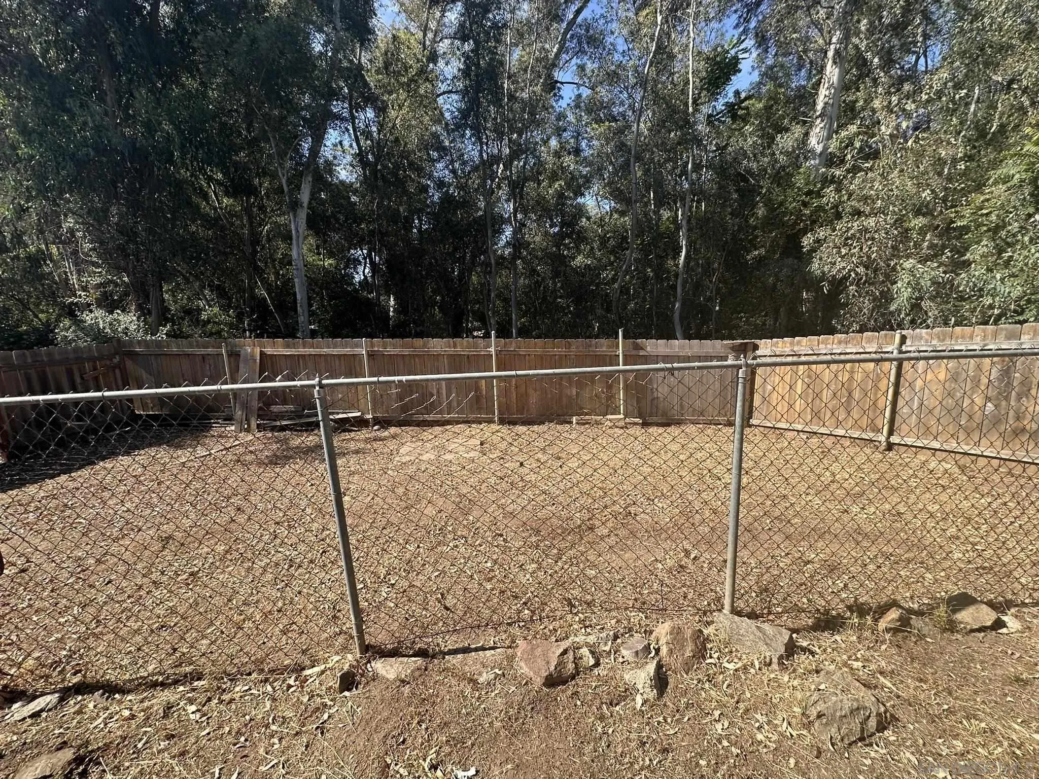 https://cdn.realtyfeed.com/cdn/127/260015795/67071938035ab3b5428ec7ac55528ac3.webp