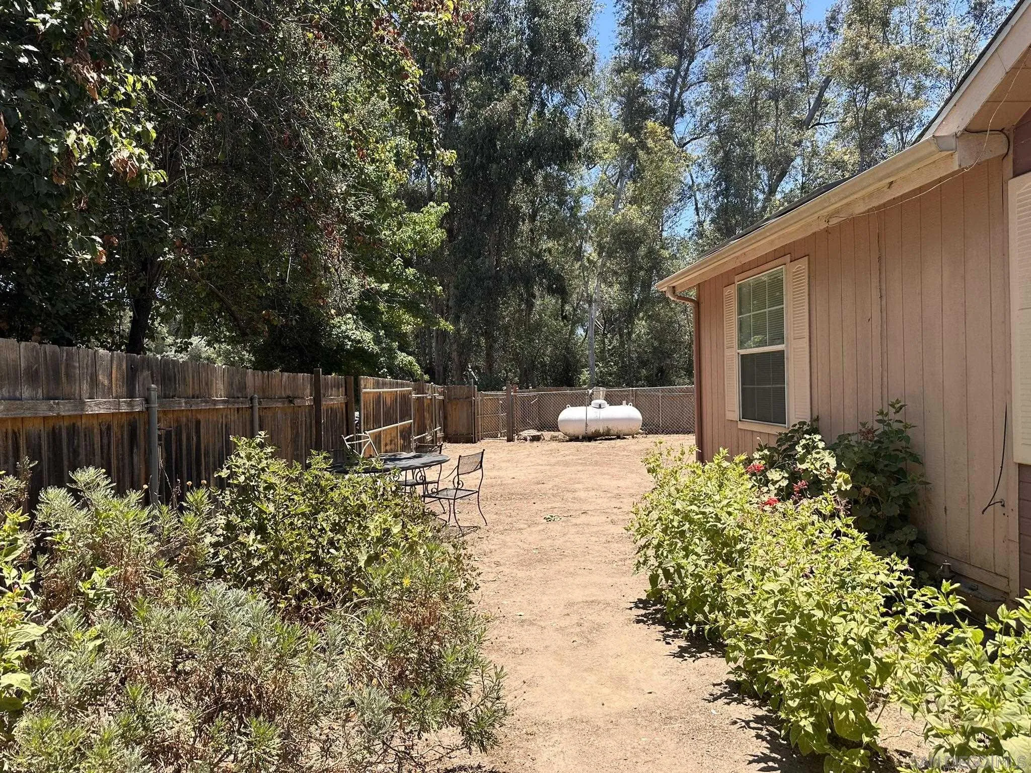 https://cdn.realtyfeed.com/cdn/127/260015795/a8f3262a33c233d358bbd04fa2fa341f.webp