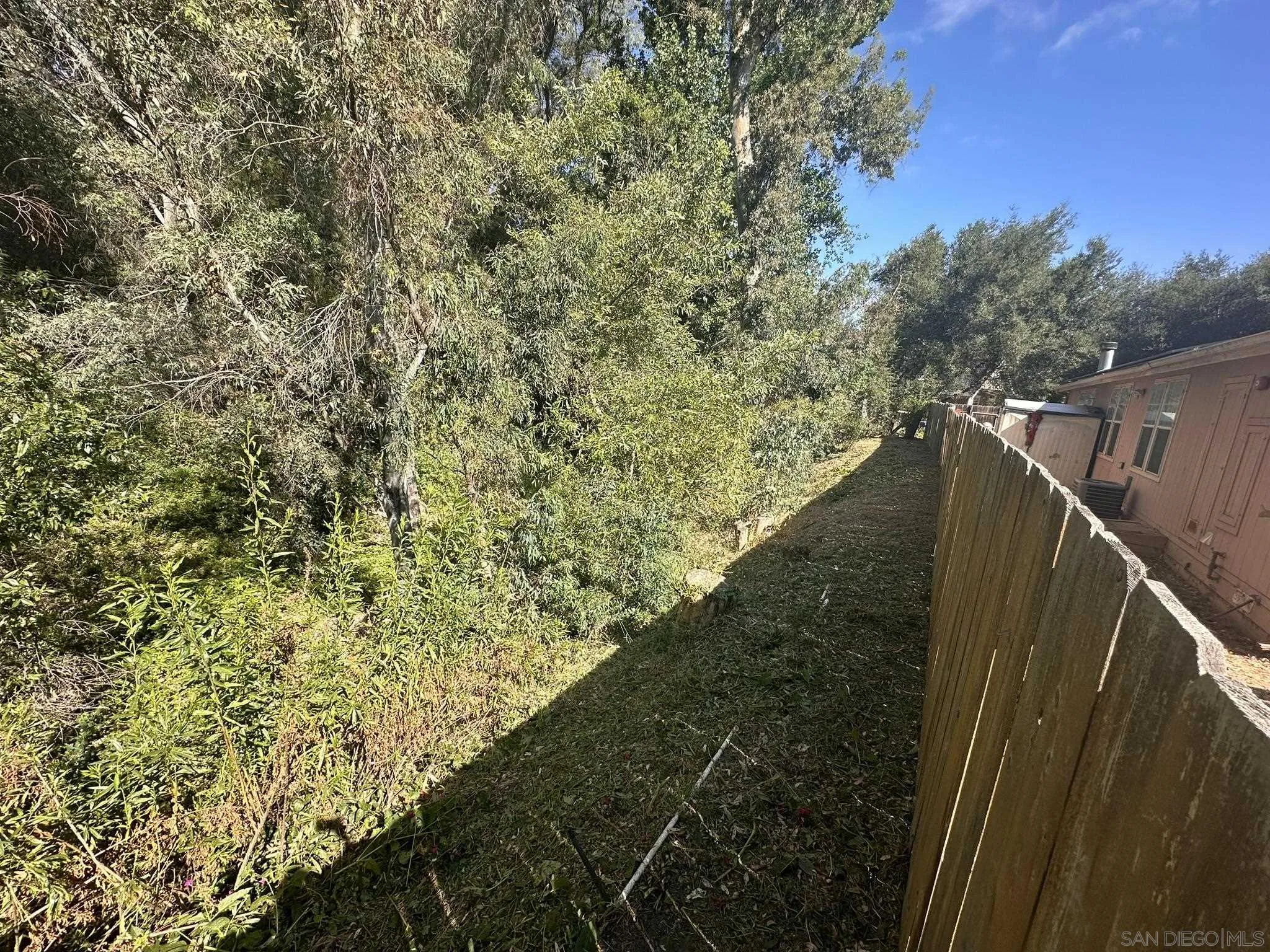 https://cdn.realtyfeed.com/cdn/127/260015795/b12b2135d342fd3d7c77bebe84c14879.webp