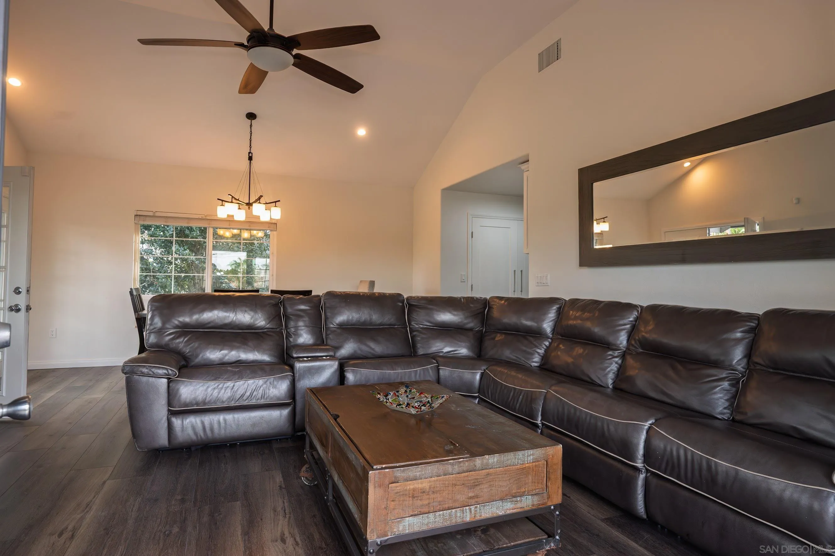 https://cdn.realtyfeed.com/cdn/127/260015796/113500dcf1928fd8d8b6e10ce0b50b6e.webp