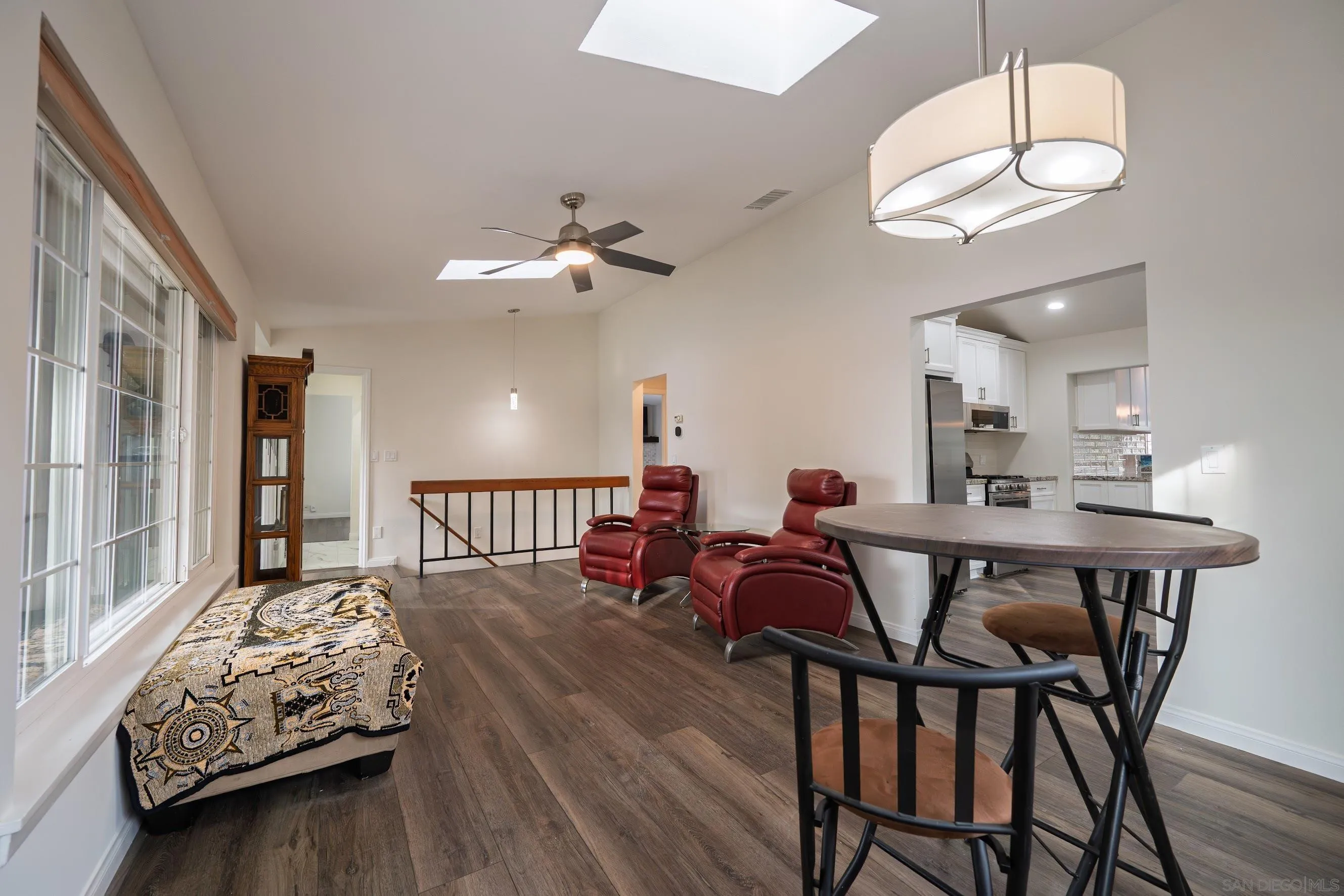 https://cdn.realtyfeed.com/cdn/127/260015796/4931152903412eb9ea98f9efe2010da9.webp