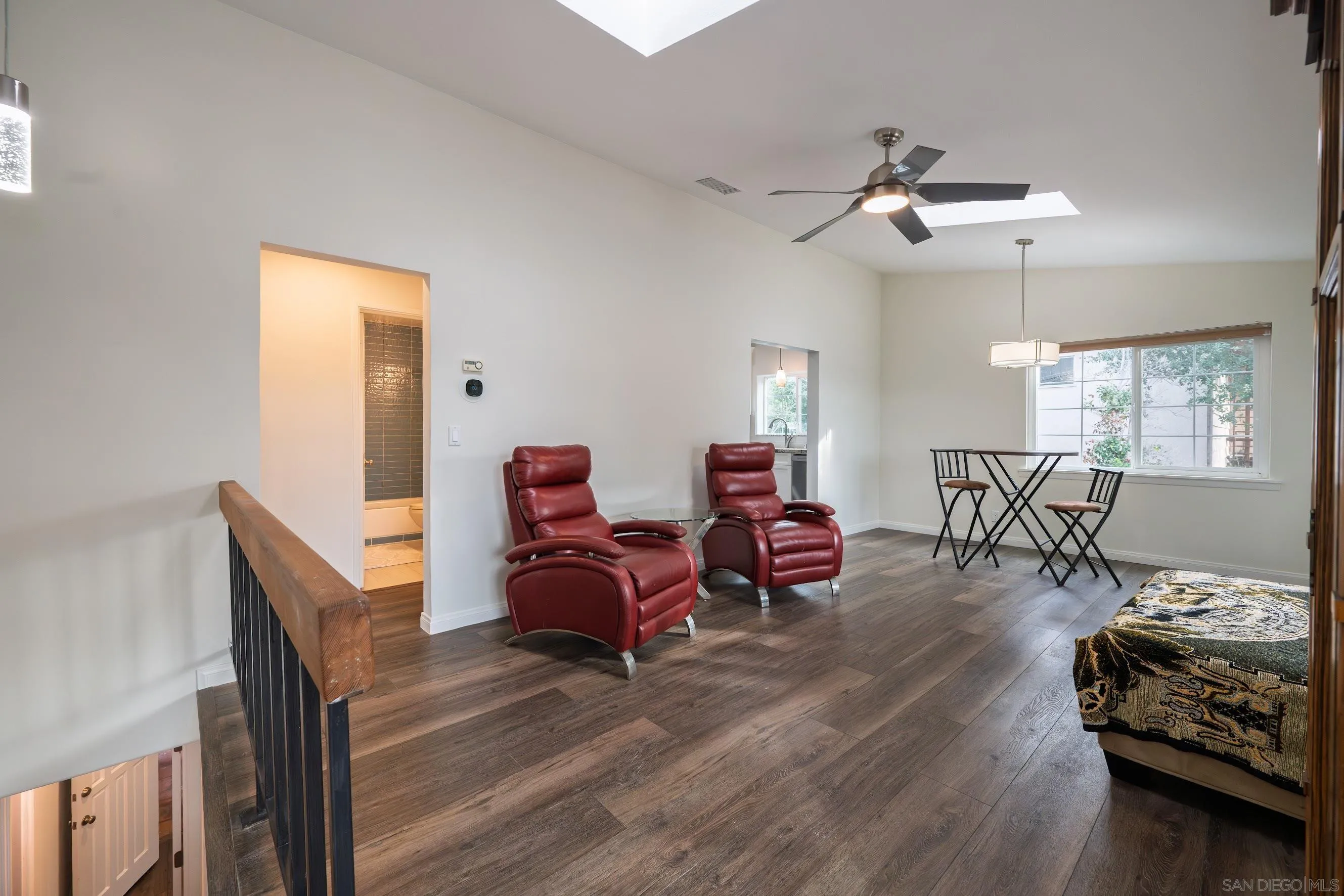 https://cdn.realtyfeed.com/cdn/127/260015796/77436898e9b3a67f3e2b96085d67ae58.webp