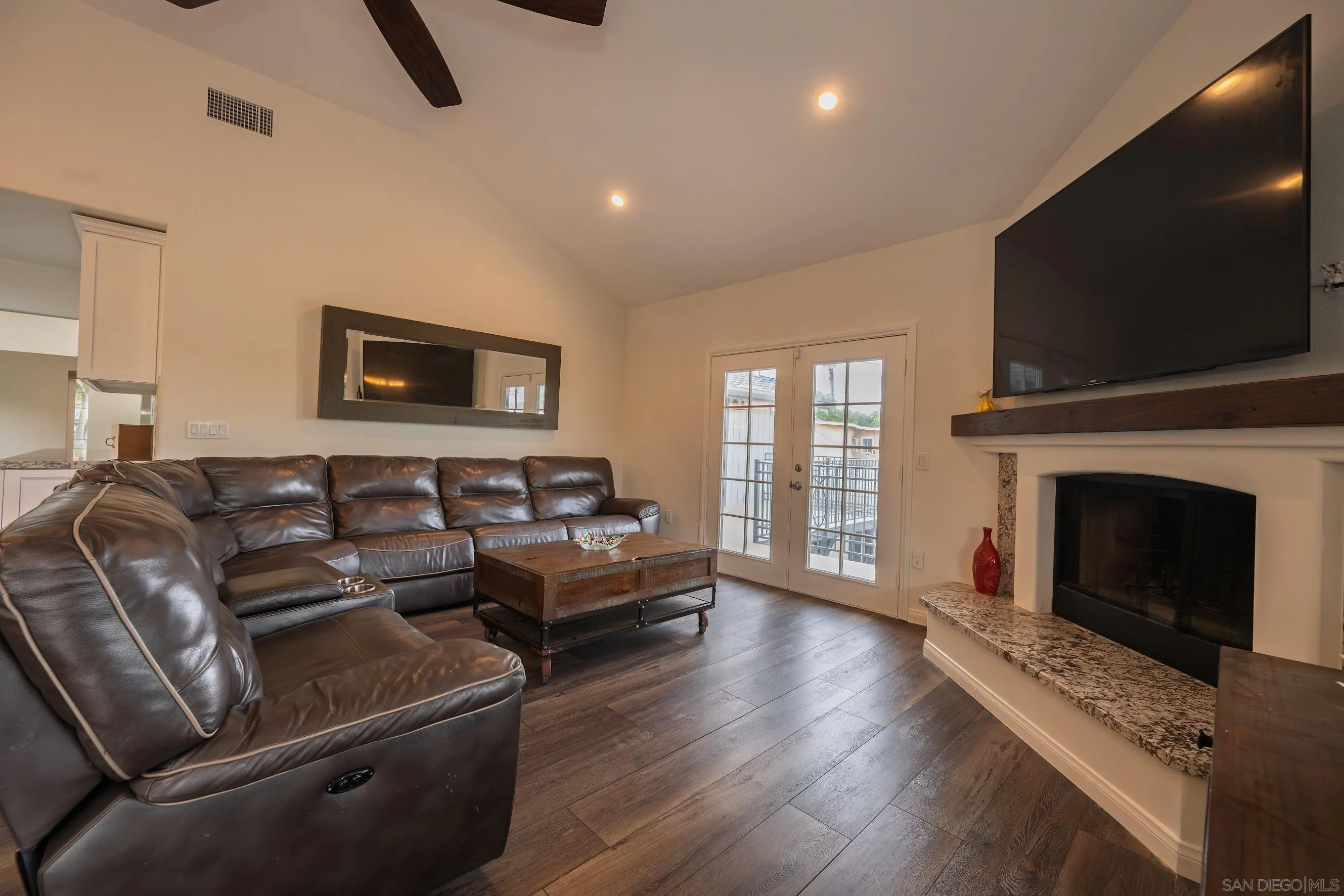 https://cdn.realtyfeed.com/cdn/127/260015796/7836844325a5365e270e7fd65de76e7f.webp