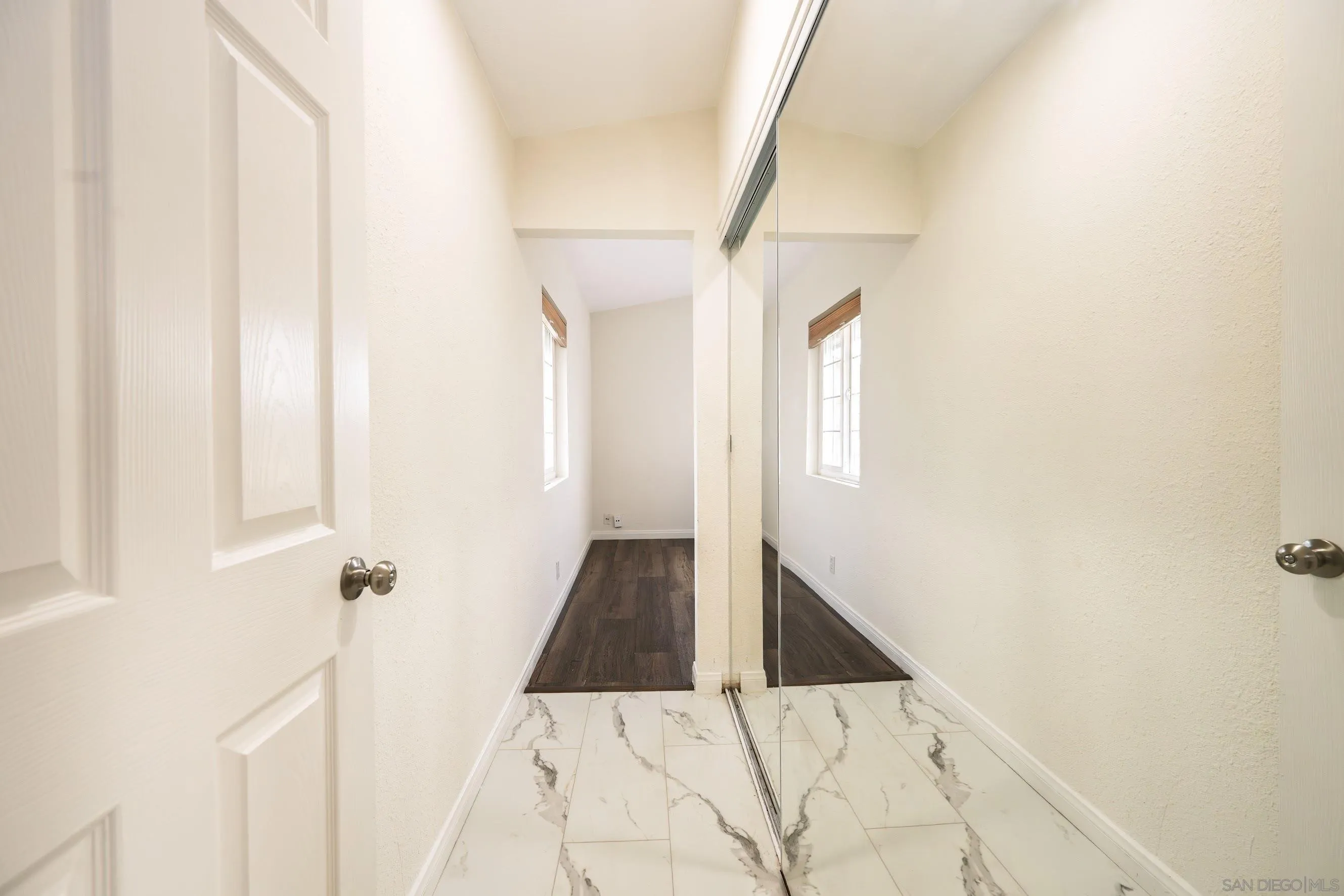 https://cdn.realtyfeed.com/cdn/127/260015796/b36cc347412c4447cac795494fe96862.webp