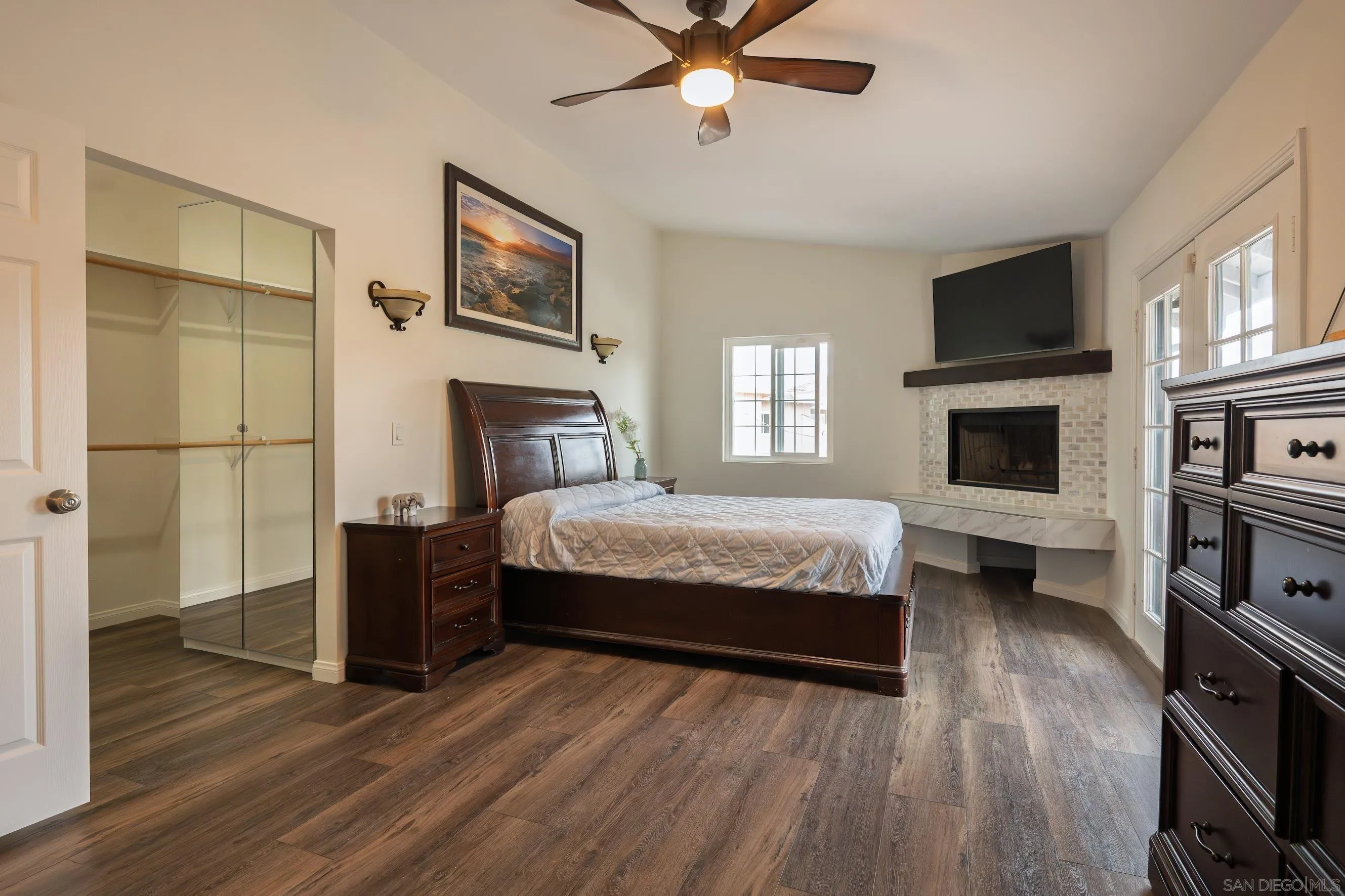 https://cdn.realtyfeed.com/cdn/127/260015796/b670de1e086d58d76bcb7a2a4218eb7f.webp