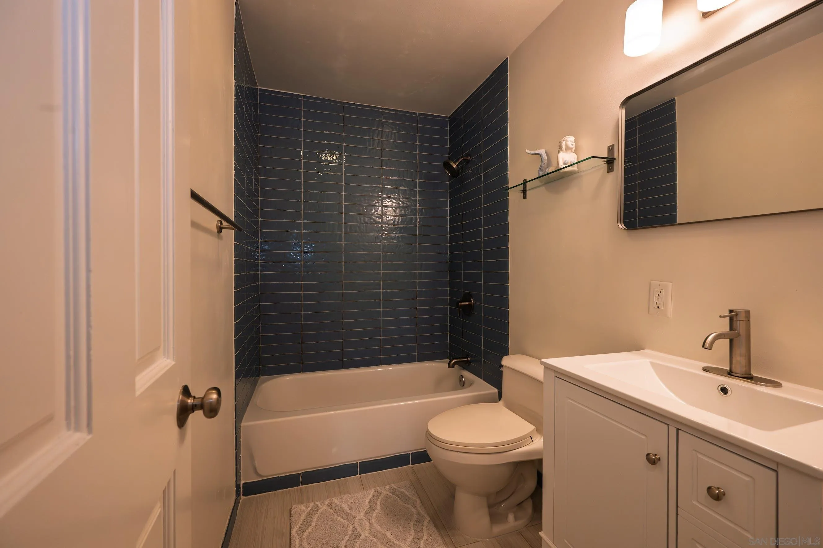 https://cdn.realtyfeed.com/cdn/127/260015796/e7bb16b1b10909e62fb6423ff6e1f2e1.webp