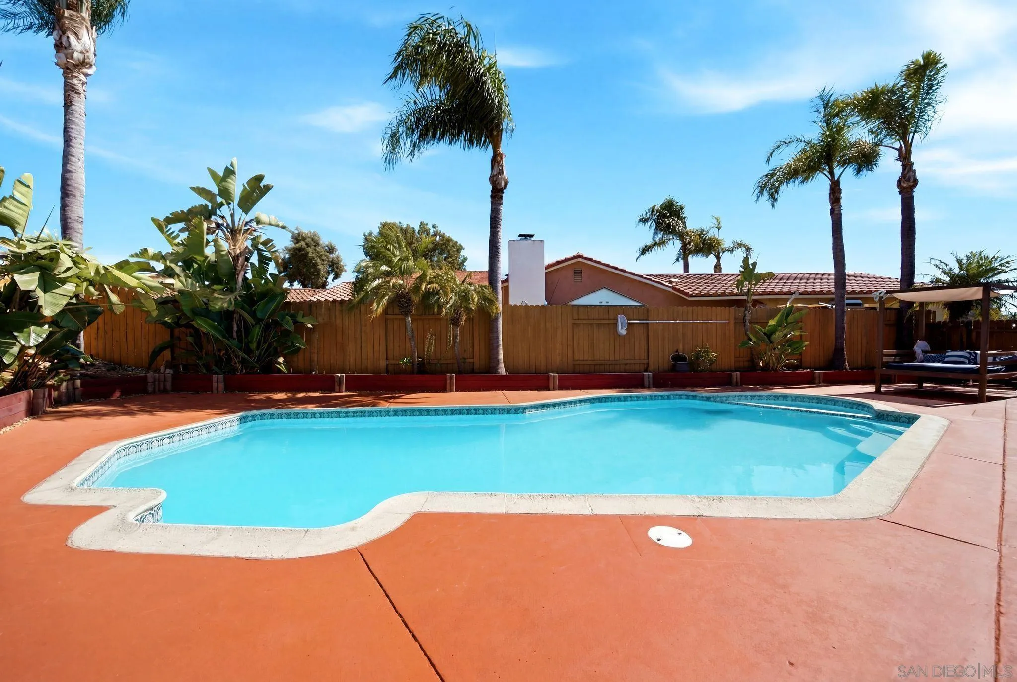 https://cdn.realtyfeed.com/cdn/127/260015807/cbff528469e1684510634e0055174ad2.webp