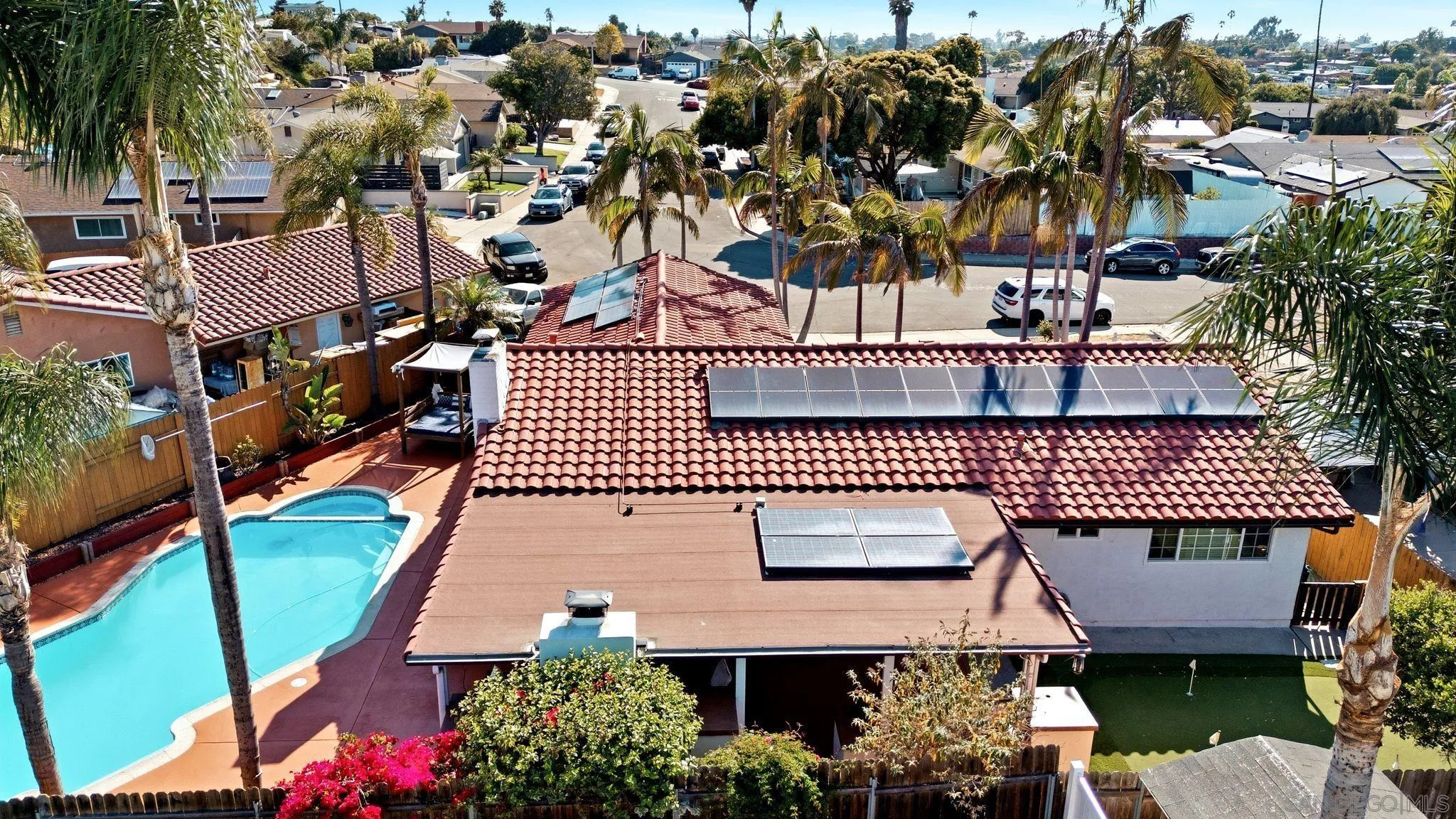https://cdn.realtyfeed.com/cdn/127/260015807/e8d1458f0308337f815266882e0d0ab9.webp
