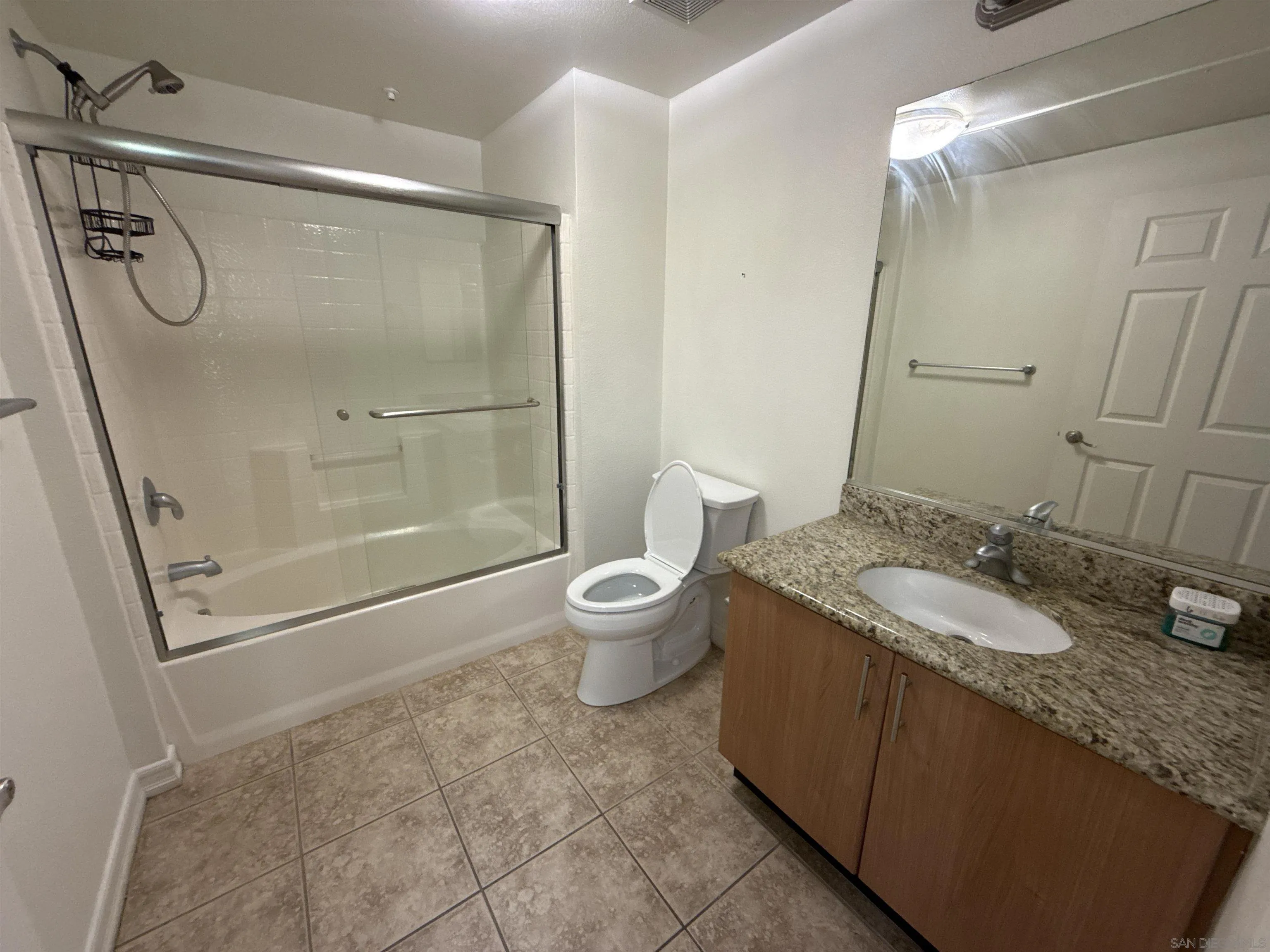 https://cdn.realtyfeed.com/cdn/127/260015813/1af44a259e0fb15c8d47e48e3afb41f0.webp