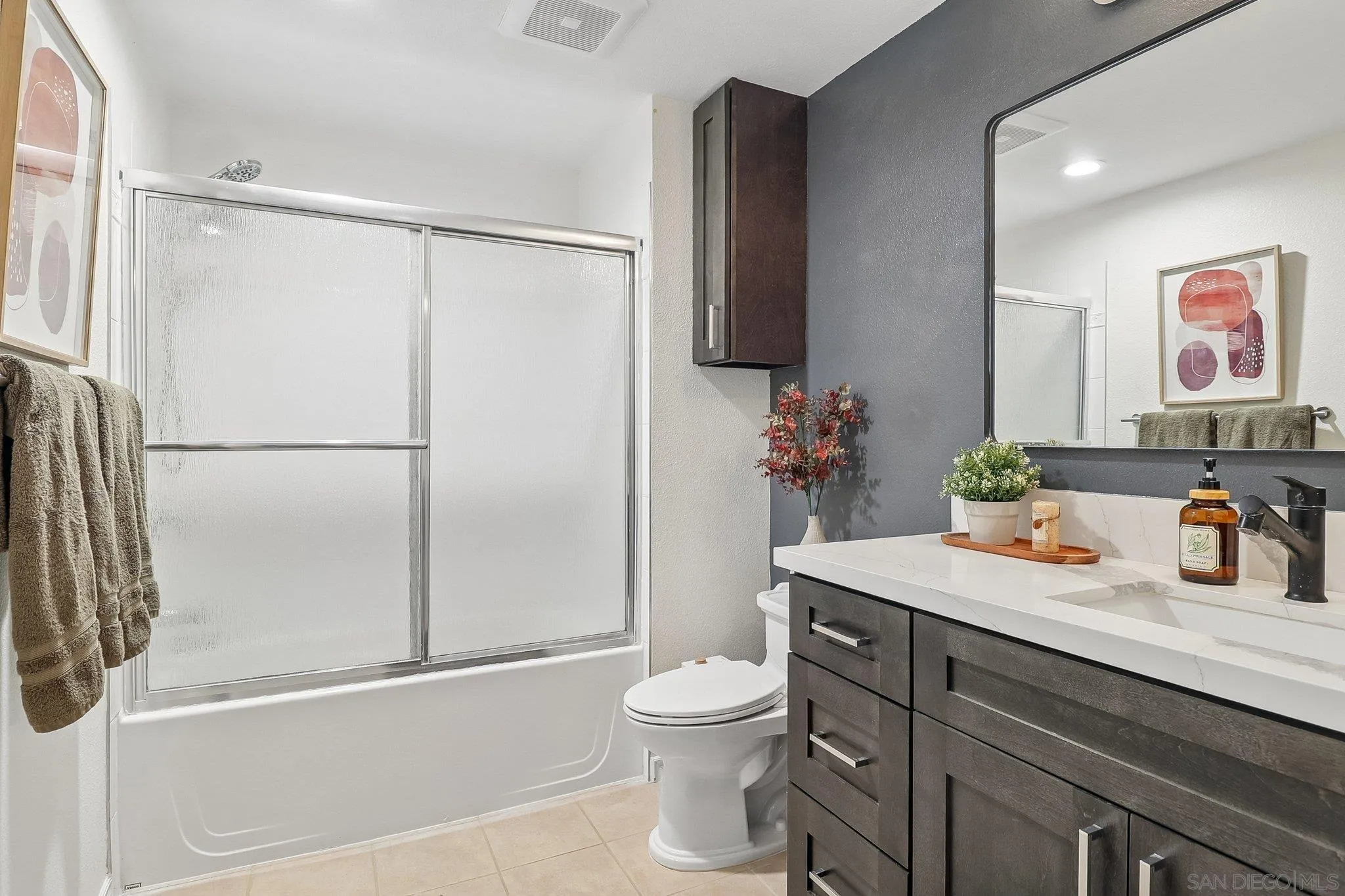 https://cdn.realtyfeed.com/cdn/127/260015815/2f5202c52a3a73ca59a2beda45947883.webp