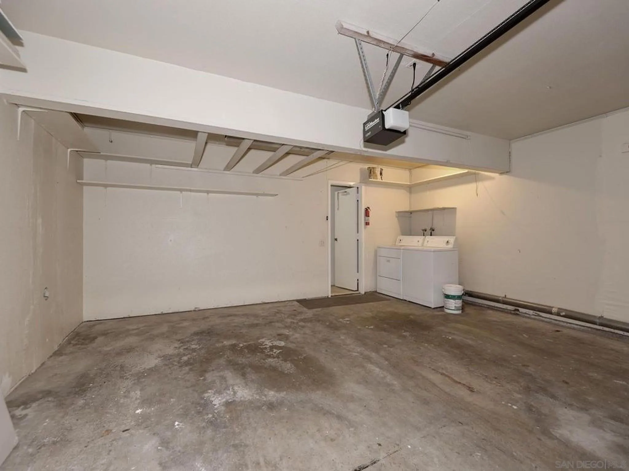Photo #13: 260015826 Listing: Photo #13
