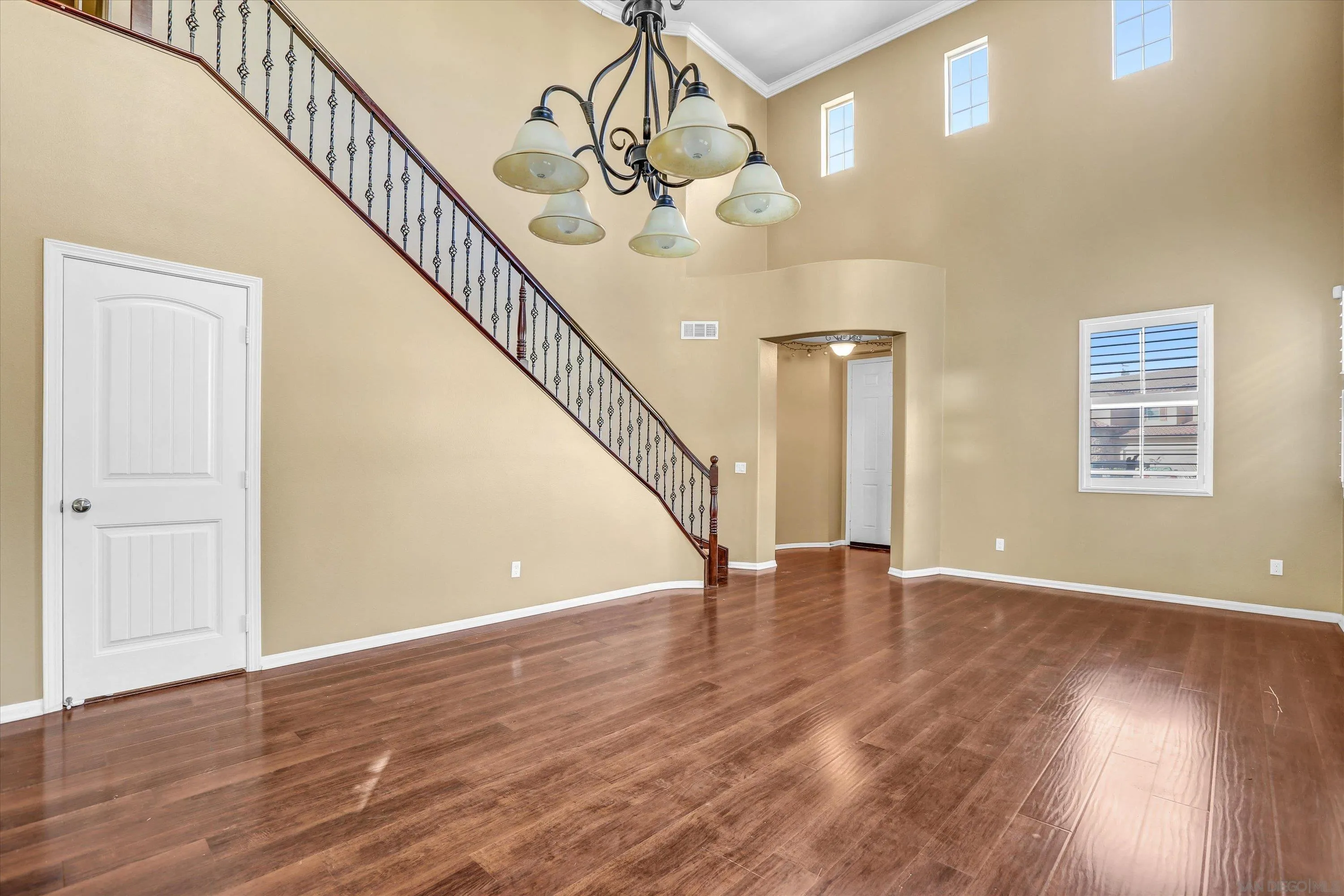 https://cdn.realtyfeed.com/cdn/127/260015829/981b3efdde52dd3997df98067df25bc2.webp