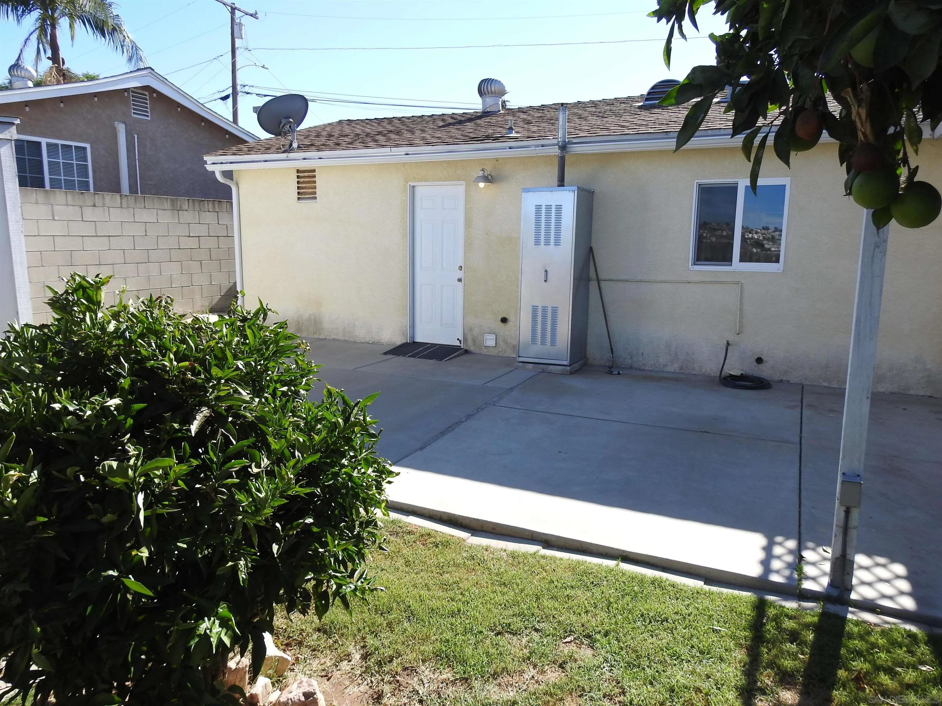 https://cdn.realtyfeed.com/cdn/127/260015830/97fd1b4bcccbd2487dd0d8da8642da7a.webp