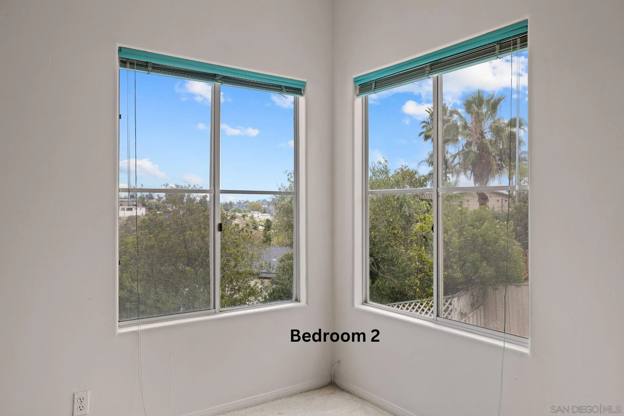 https://cdn.realtyfeed.com/cdn/127/260015832/d10b8b46361e496678a6353d287c0a2d.webp