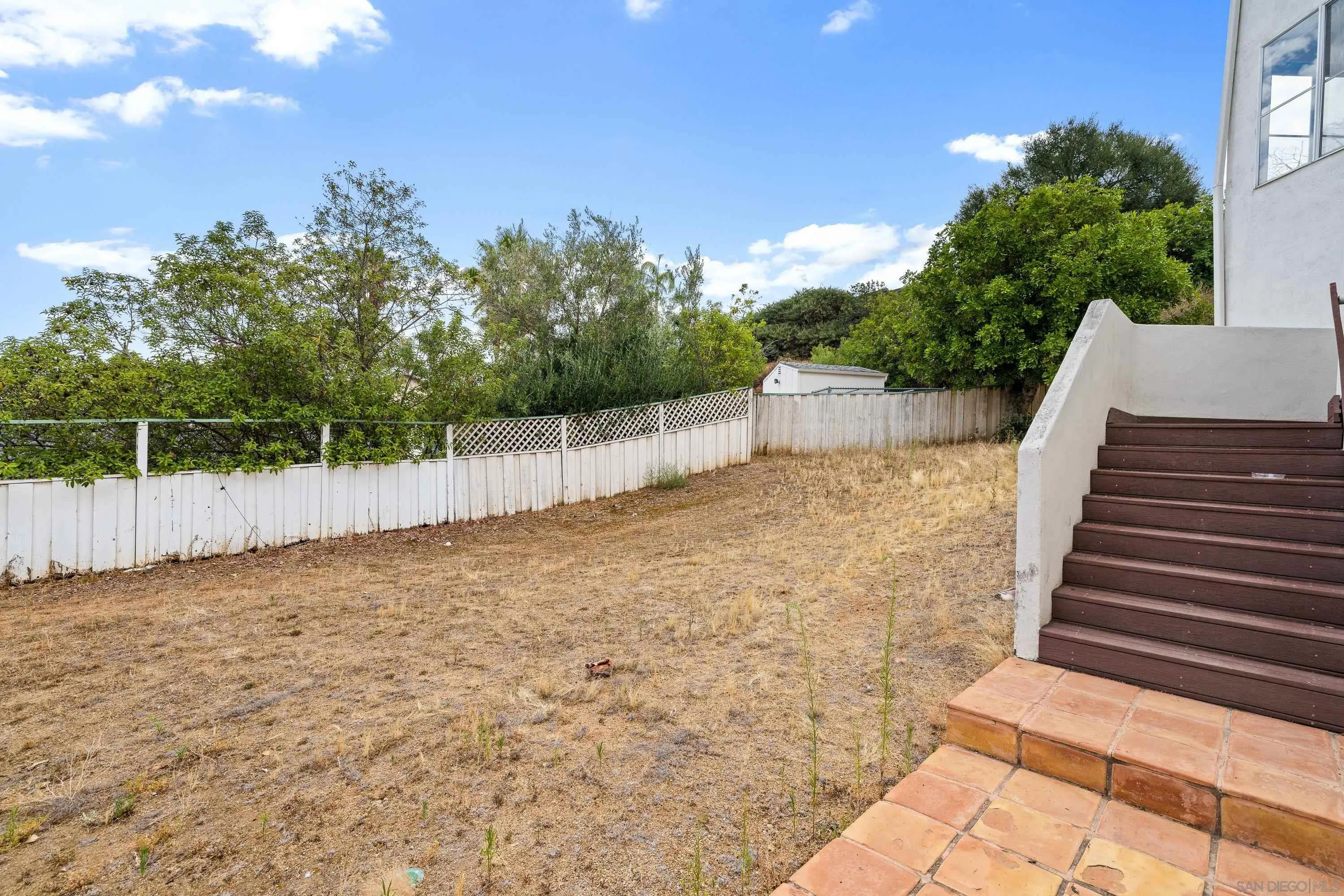 https://cdn.realtyfeed.com/cdn/127/260015832/efe8caa71a6859f7826140a7a1a266ea.webp