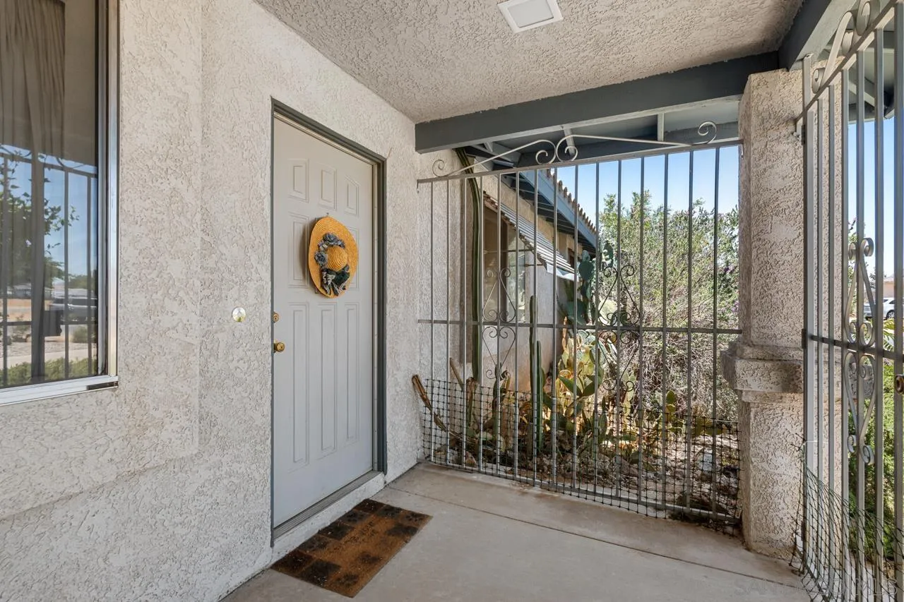 Apple Valley, CA 92308