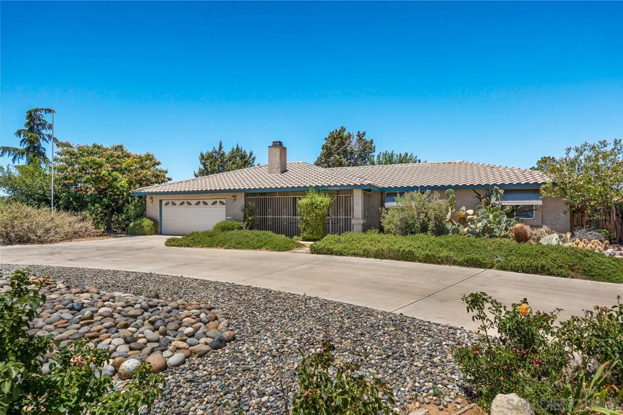 12450 Algonquin, Apple Valley, CA 92308 - Photo 2 of 58, Apple Valley, CA