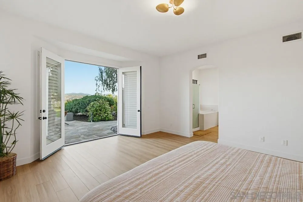 https://cdn.realtyfeed.com/cdn/127/260015839/068e55ffc7666168503cfd8af0b879d4.webp