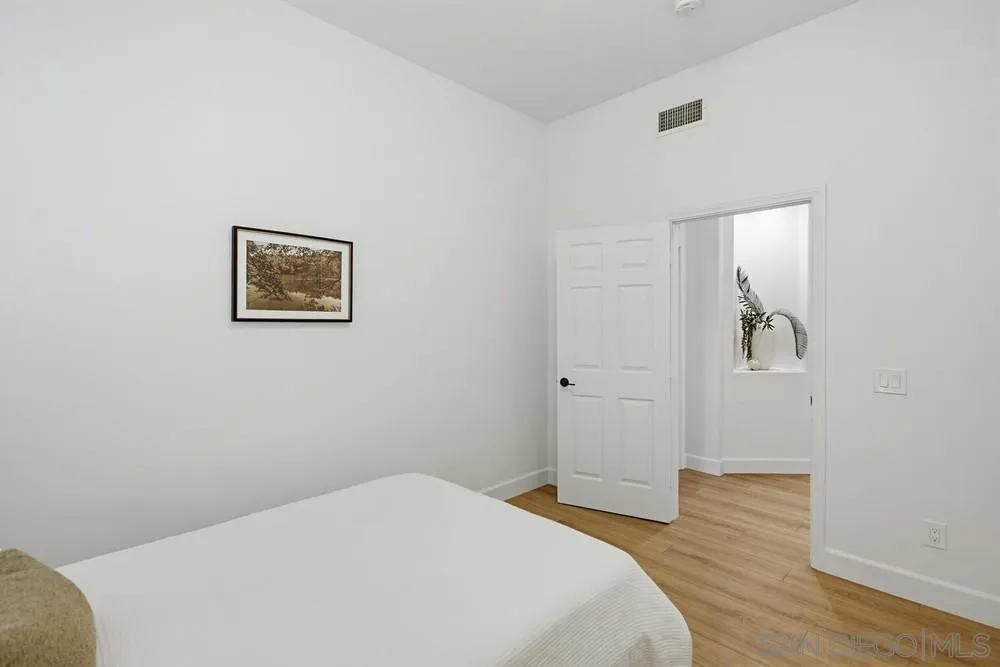 https://cdn.realtyfeed.com/cdn/127/260015839/b408acbb5a195524d12df902de188732.webp
