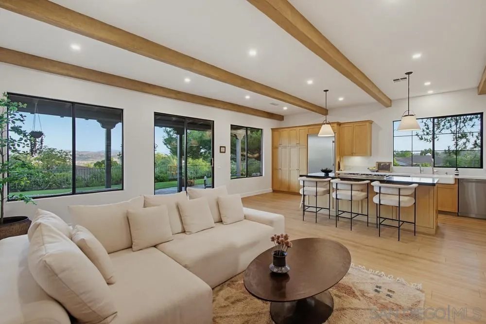 https://cdn.realtyfeed.com/cdn/127/260015839/c793acb6568467bf0566f55434198933.webp