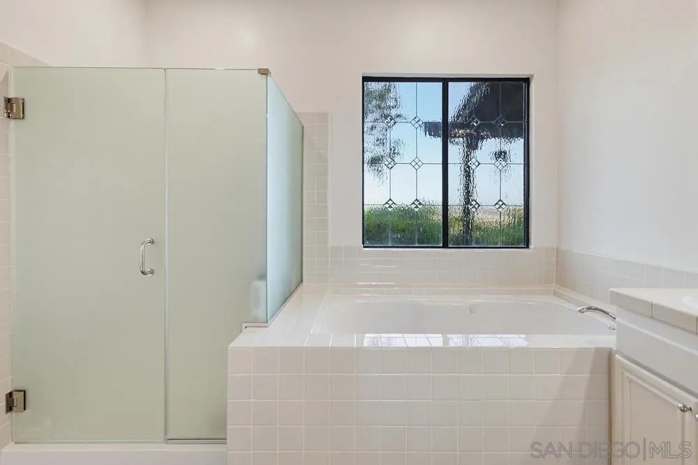https://cdn.realtyfeed.com/cdn/127/260015839/e319aa8b0407f2903d649e543a6358b9.webp