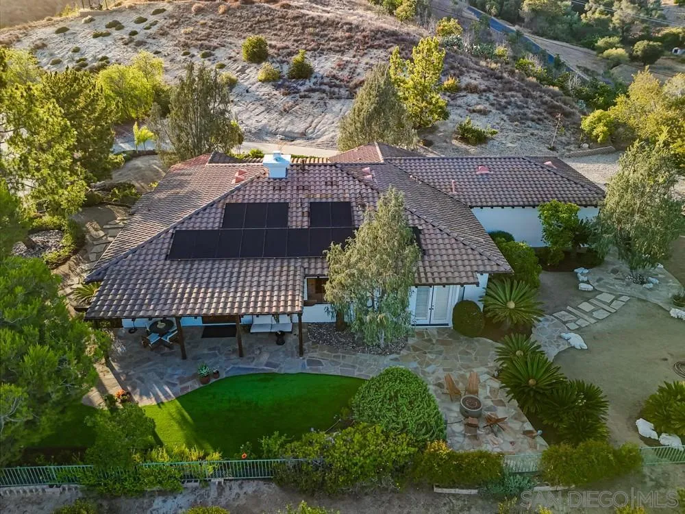 https://cdn.realtyfeed.com/cdn/127/260015839/faf708f8967b537de9a56c164a7ee696.webp