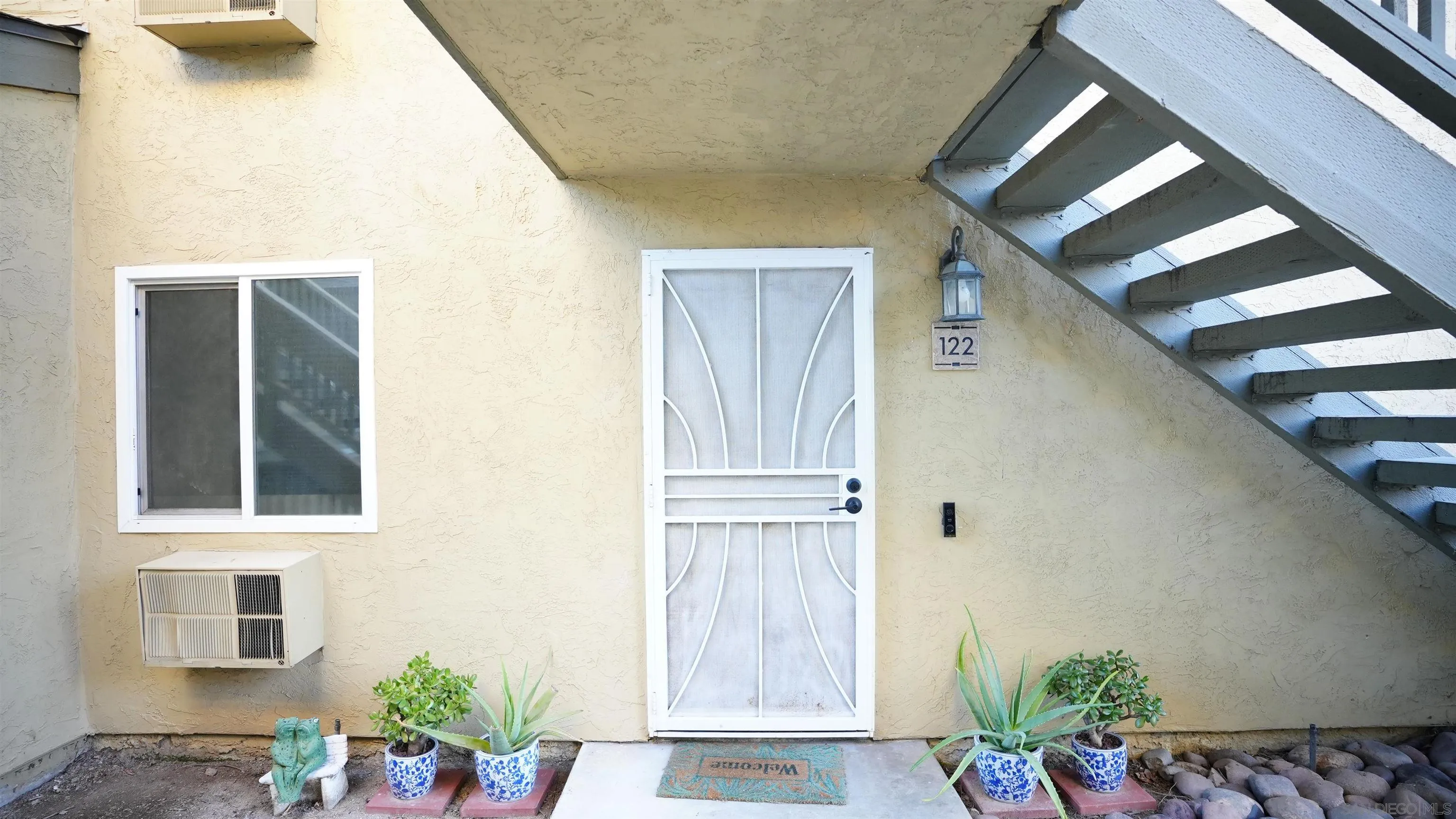 https://cdn.realtyfeed.com/cdn/127/260015840/0a0ce47167b9da3d4a1e010671a0c6a8.webp