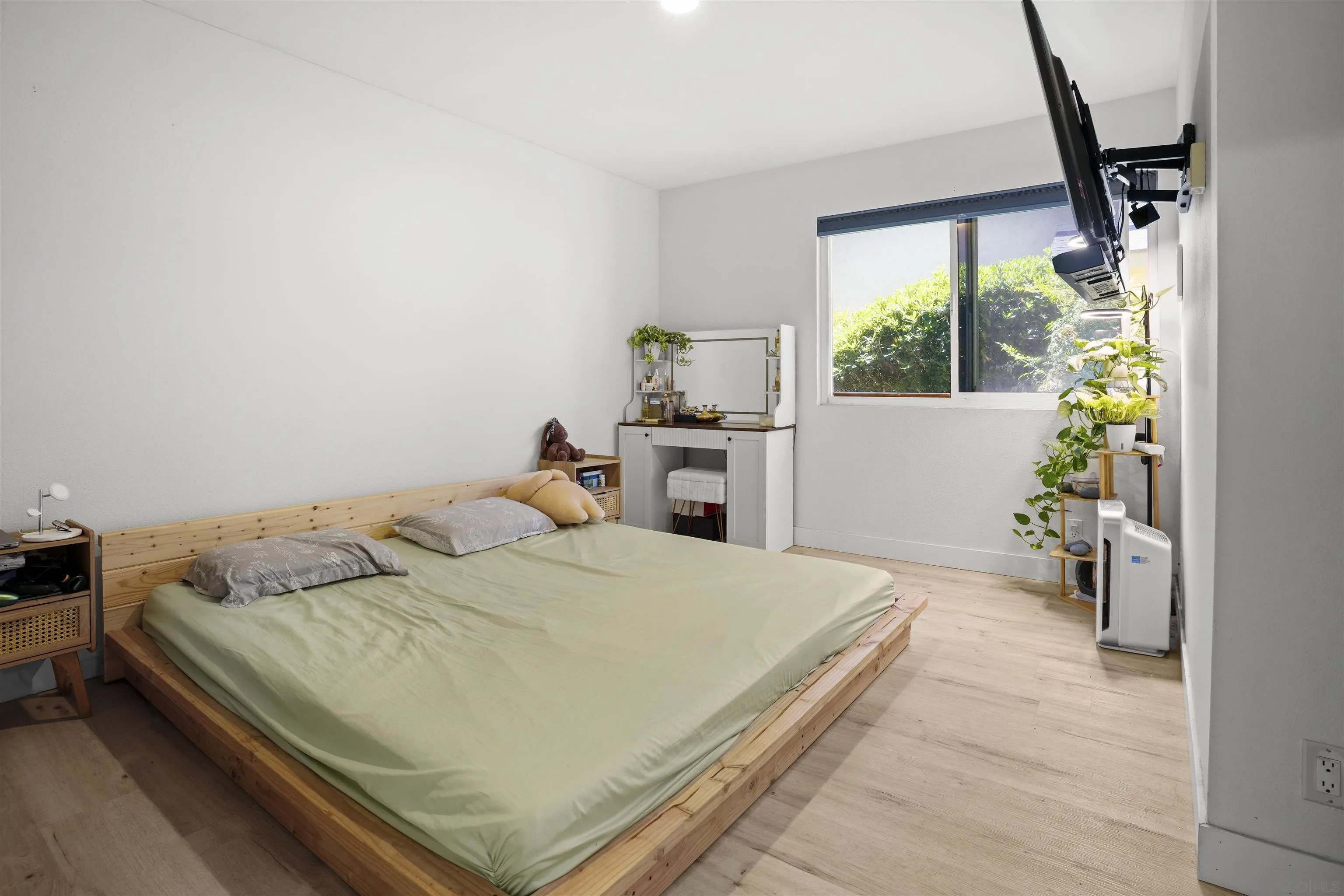 https://cdn.realtyfeed.com/cdn/127/260015840/1395bf45e23c32e9d55b361e182aed81.webp