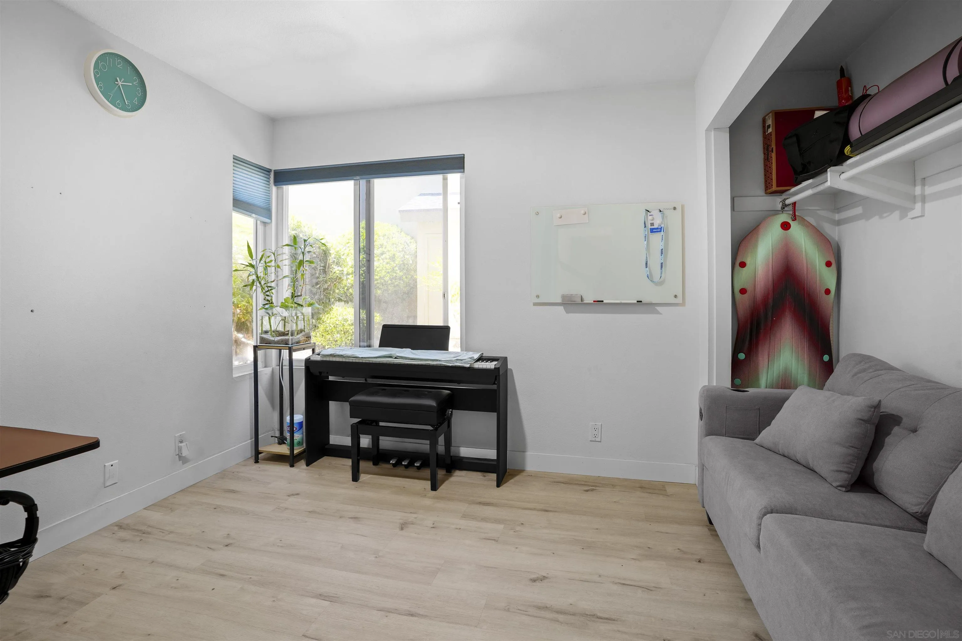 https://cdn.realtyfeed.com/cdn/127/260015840/5affabcdfa21ca4d0d06511fc28d96a5.webp