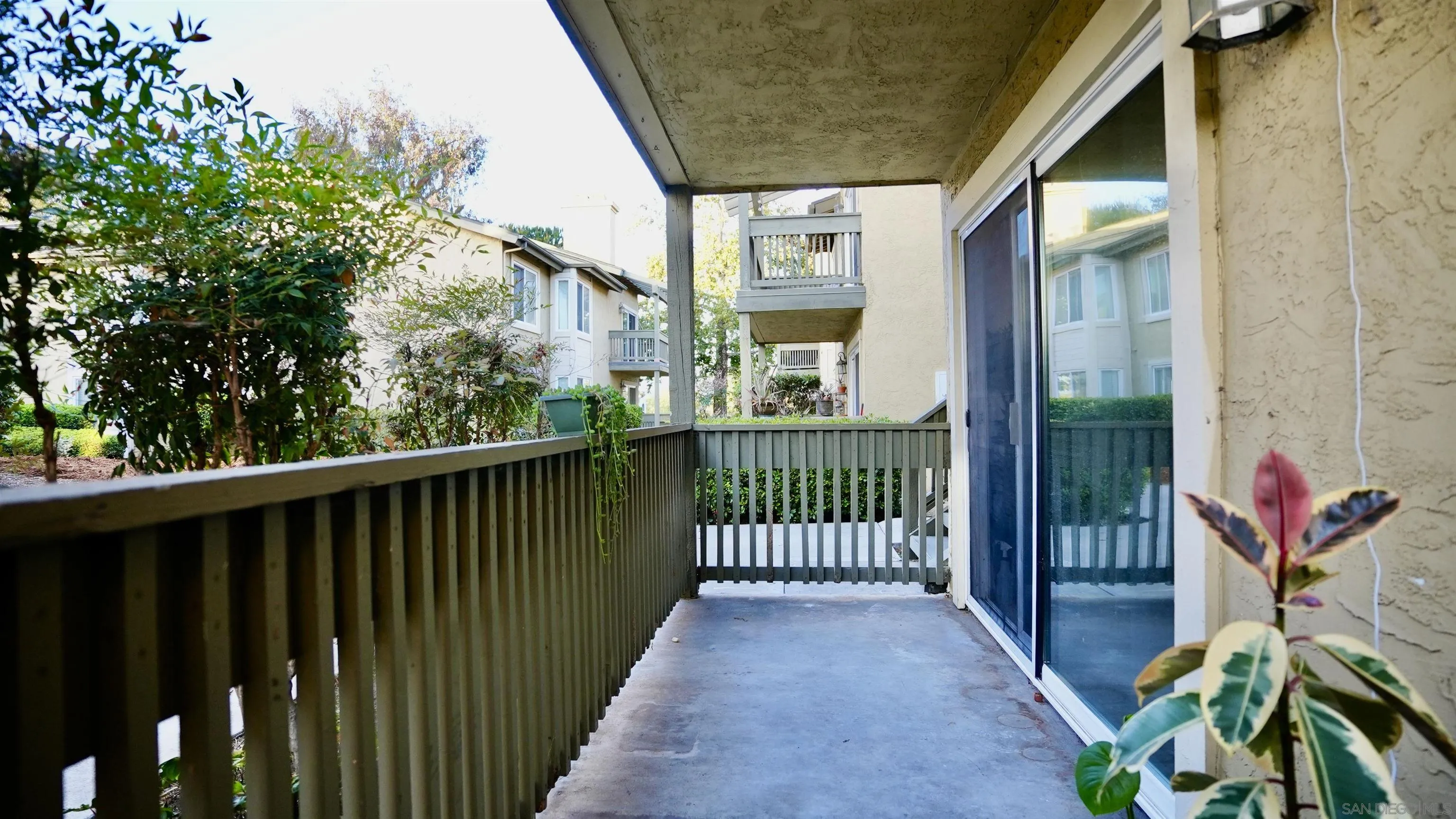 https://cdn.realtyfeed.com/cdn/127/260015840/8ef63f4d66756ca86c56e59f31264c5b.webp