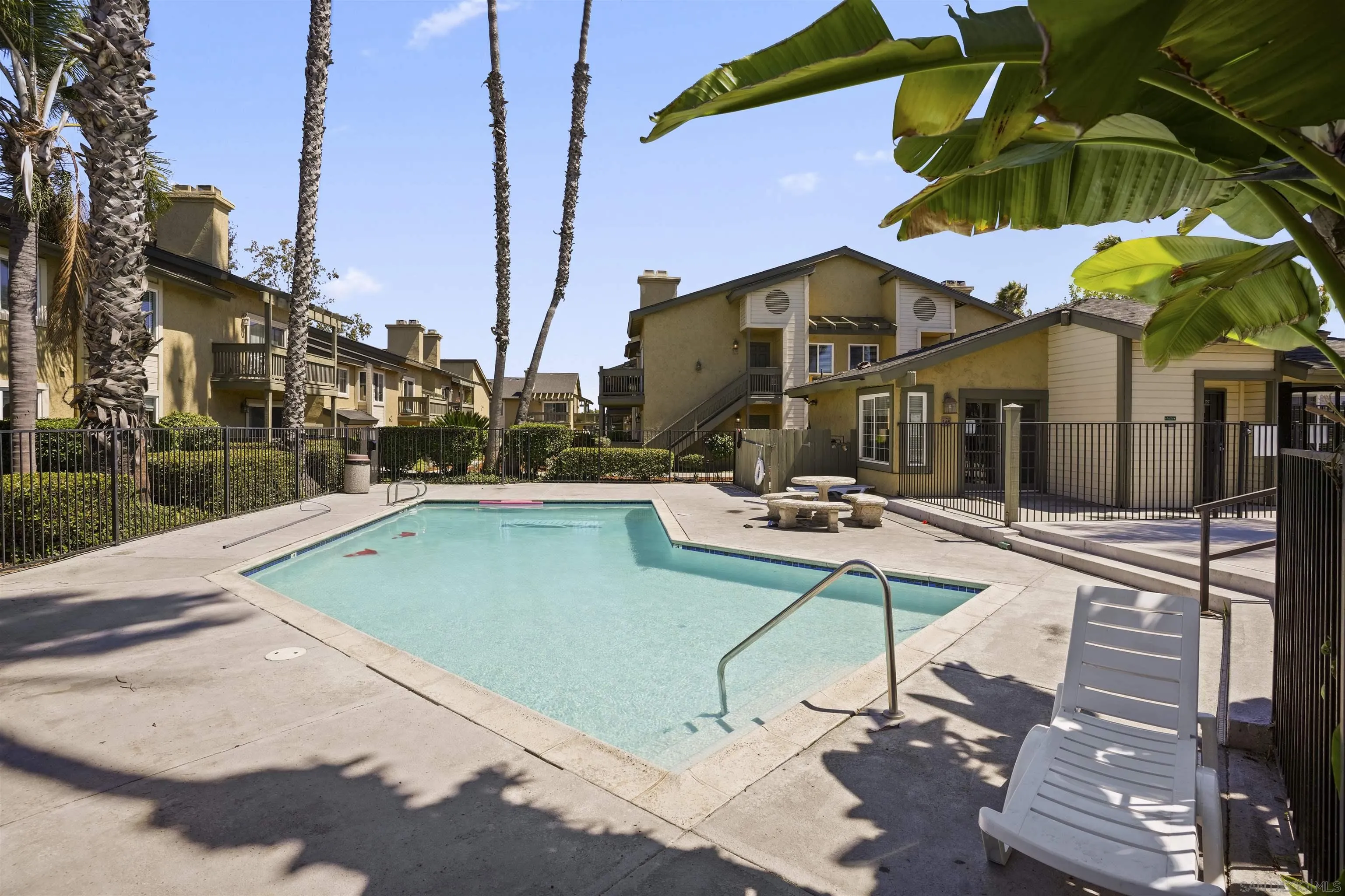 https://cdn.realtyfeed.com/cdn/127/260015840/9c40d10406da6a4ffb29f0db17c75997.webp