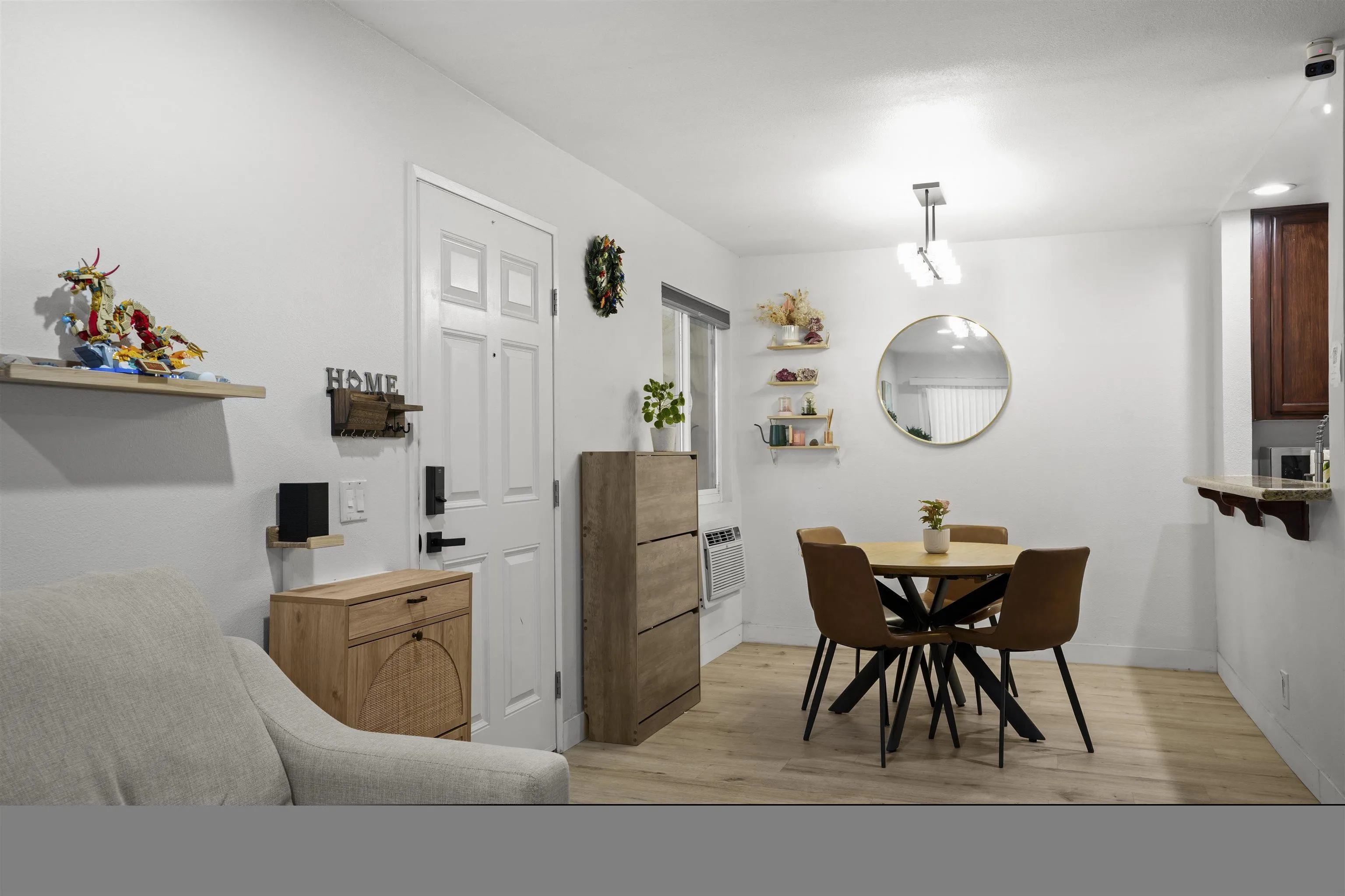 https://cdn.realtyfeed.com/cdn/127/260015840/a441e67a5ac8fa008e521f666c5467f1.webp