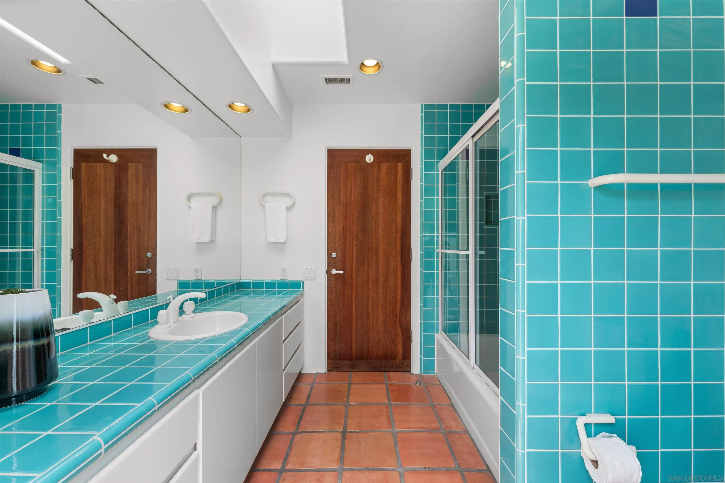 https://cdn.realtyfeed.com/cdn/127/260015844/1a52426ed56a53af37e2ca7107b5da0f.webp