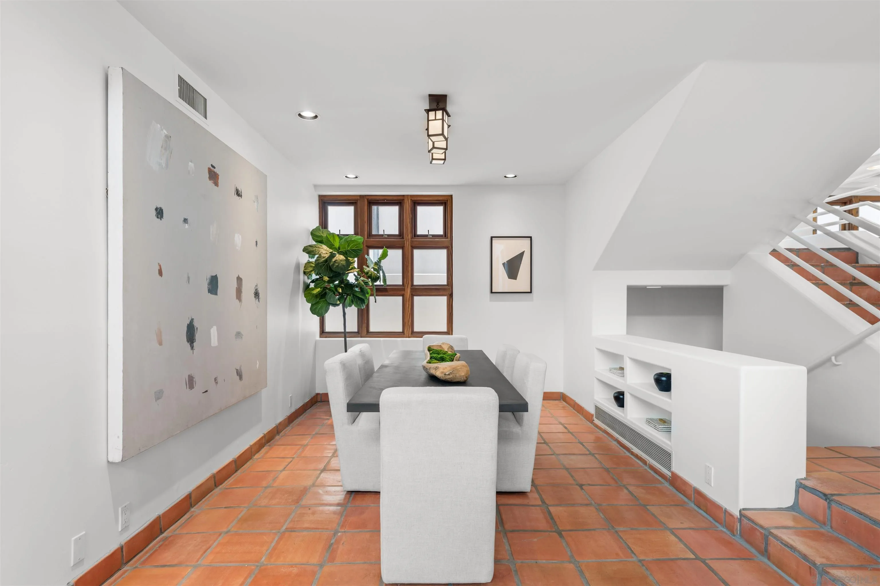 https://cdn.realtyfeed.com/cdn/127/260015844/8cef4b72de2ad53c63eaa92ca15b18bd.webp