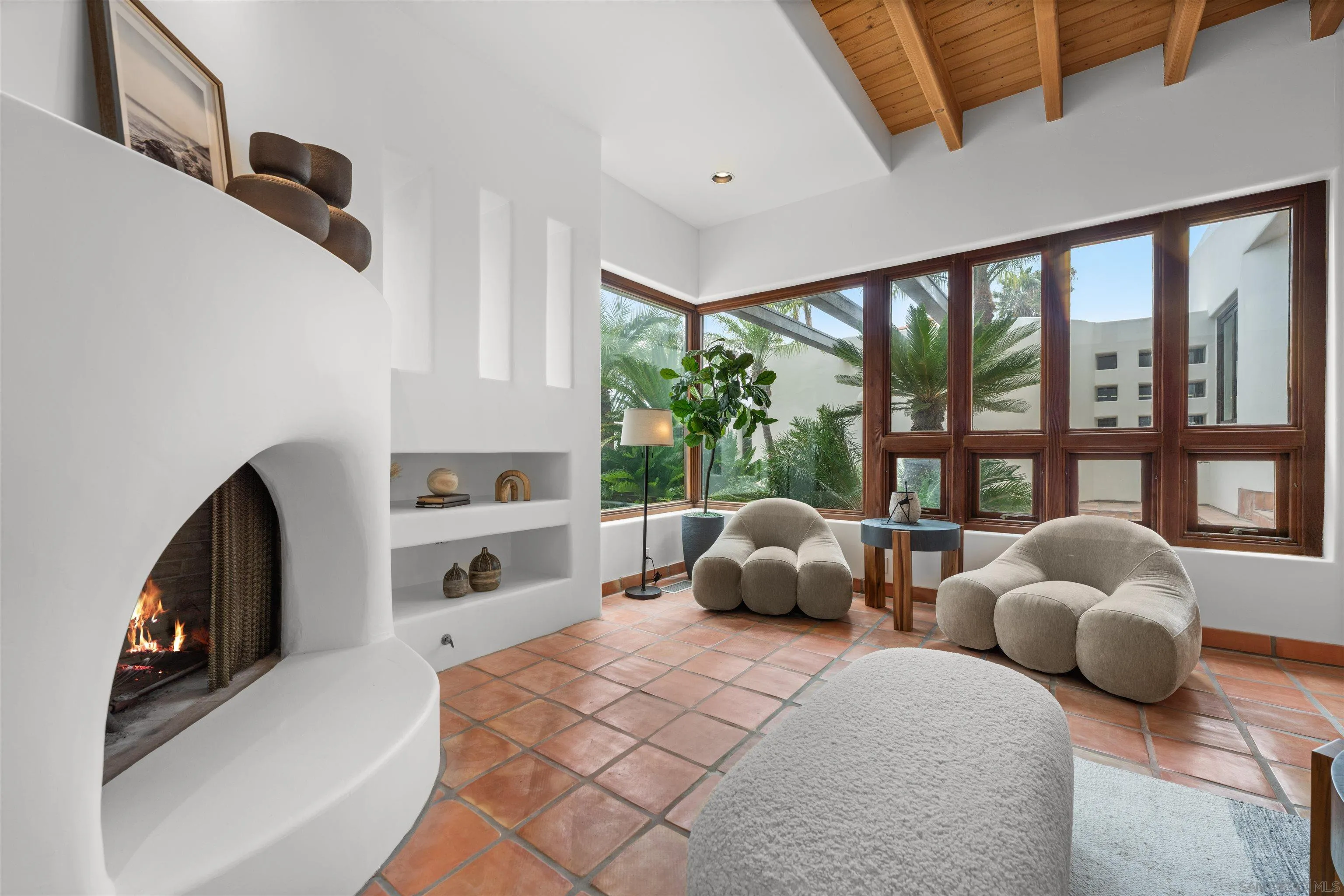 https://cdn.realtyfeed.com/cdn/127/260015844/f6cec1c7c6716e5c962c6c359830ec18.webp