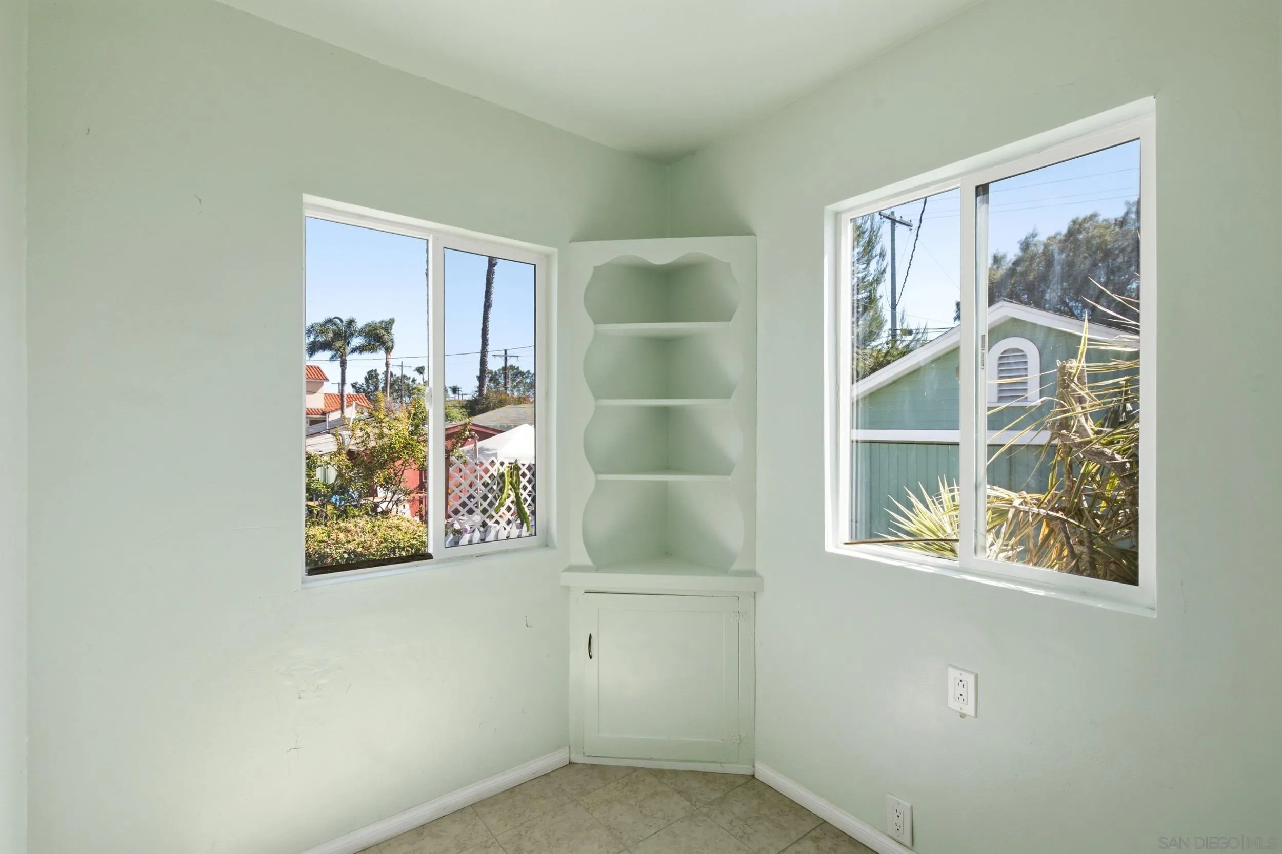 https://cdn.realtyfeed.com/cdn/127/260015845/44ca884ce3d220d369abf8f365e4cf9f.webp